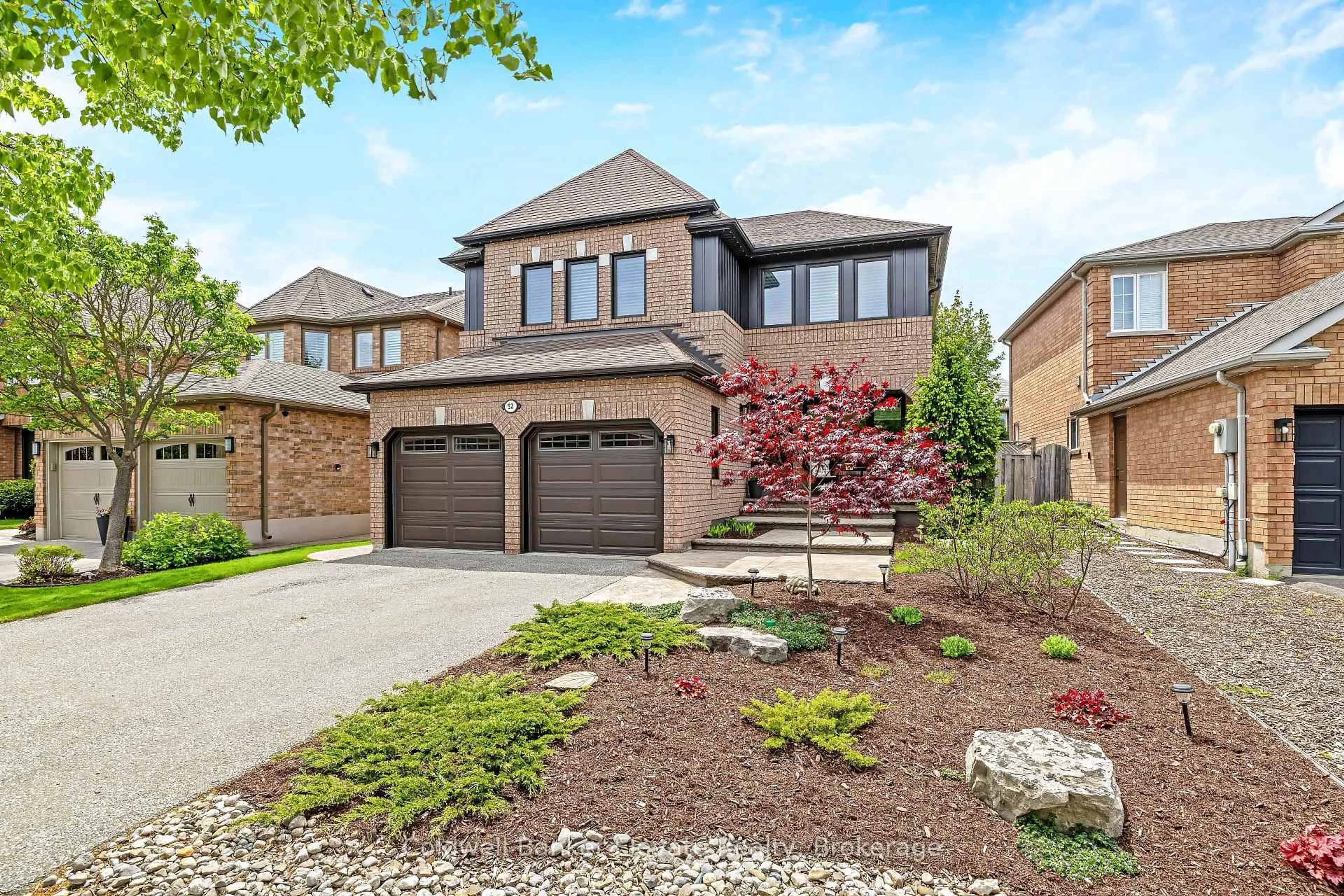 Home with brick exterior material, street for 52 Curry Cres, Halton Hills Ontario L7G 5S9