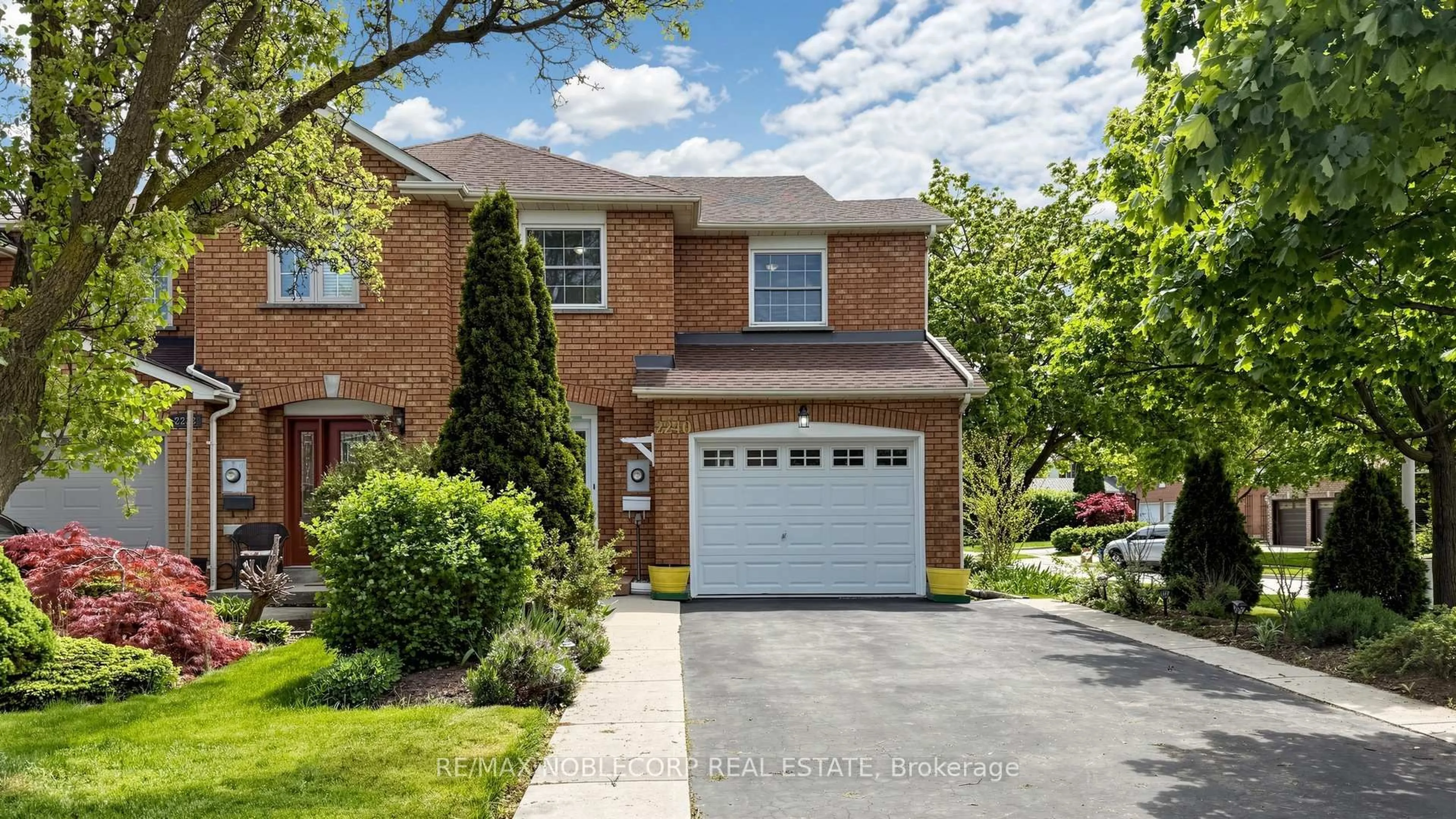 Home with brick exterior material, street for 2240 Shipwright Rd, Oakville Ontario L6M 3B1