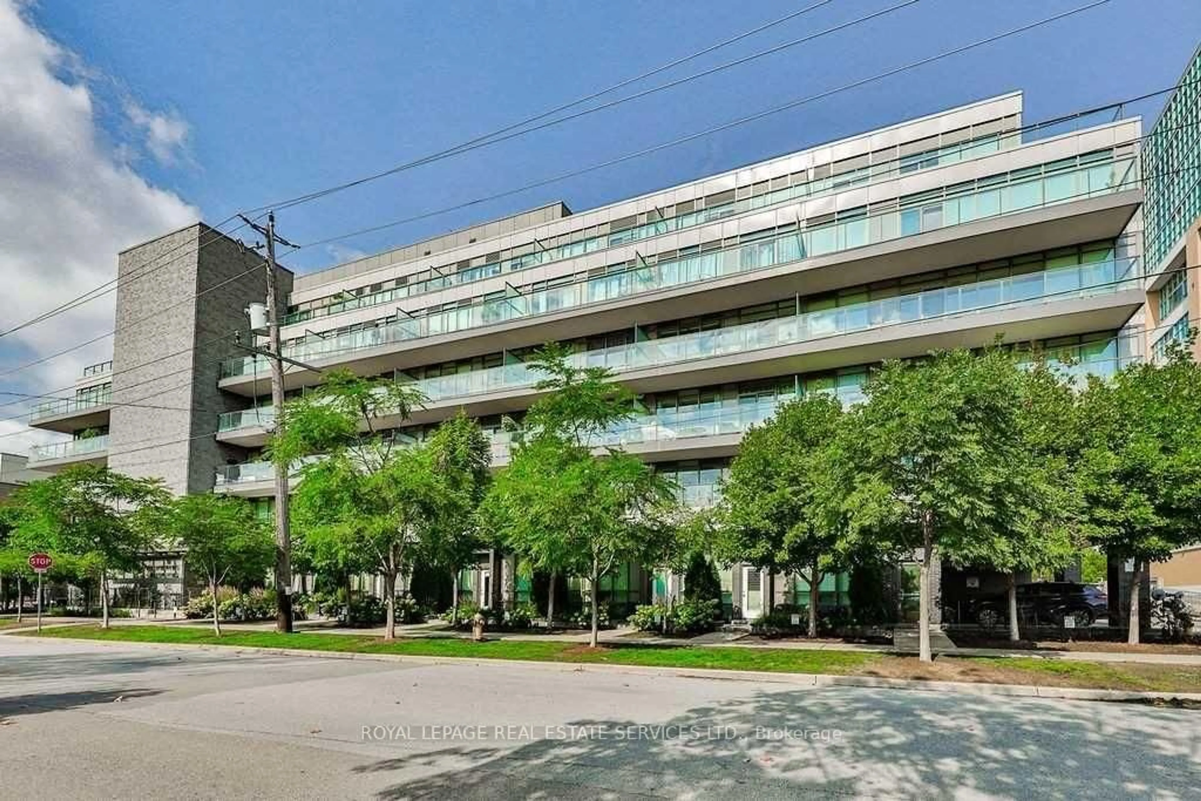 Patio, building for 8 Fieldway Rd #315, Toronto Ontario M8Z 0C3
