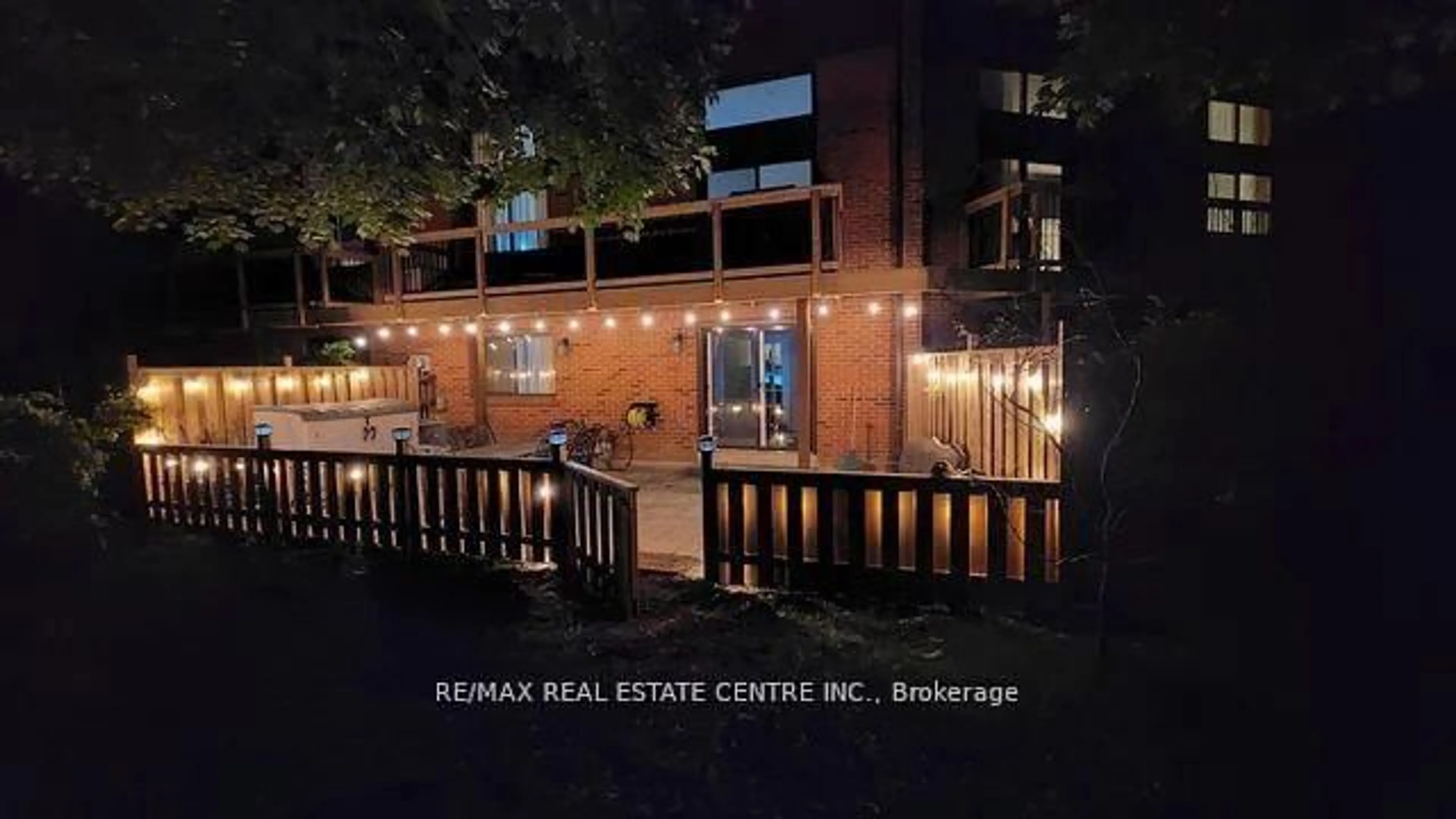 Unknown for 4165 Fieldgate Dr #85, Mississauga Ontario L4W 2M9