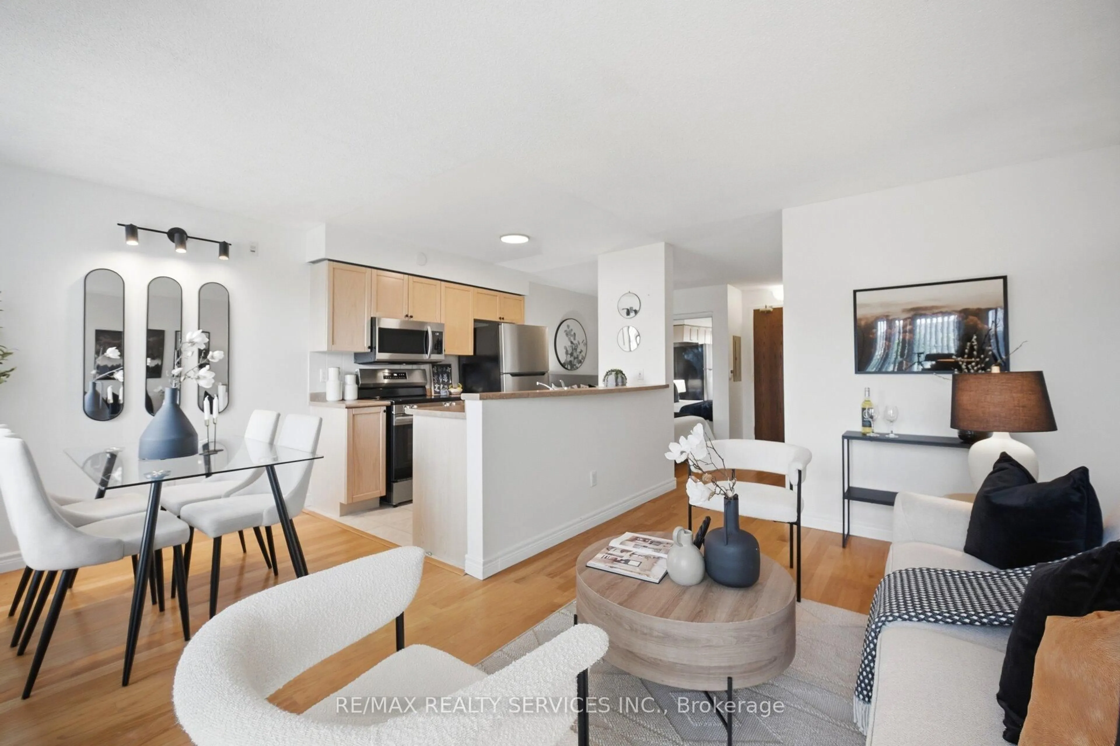 Open concept kitchen, unknown for 25 Via Rosedale #116, Brampton Ontario L6R 3J8