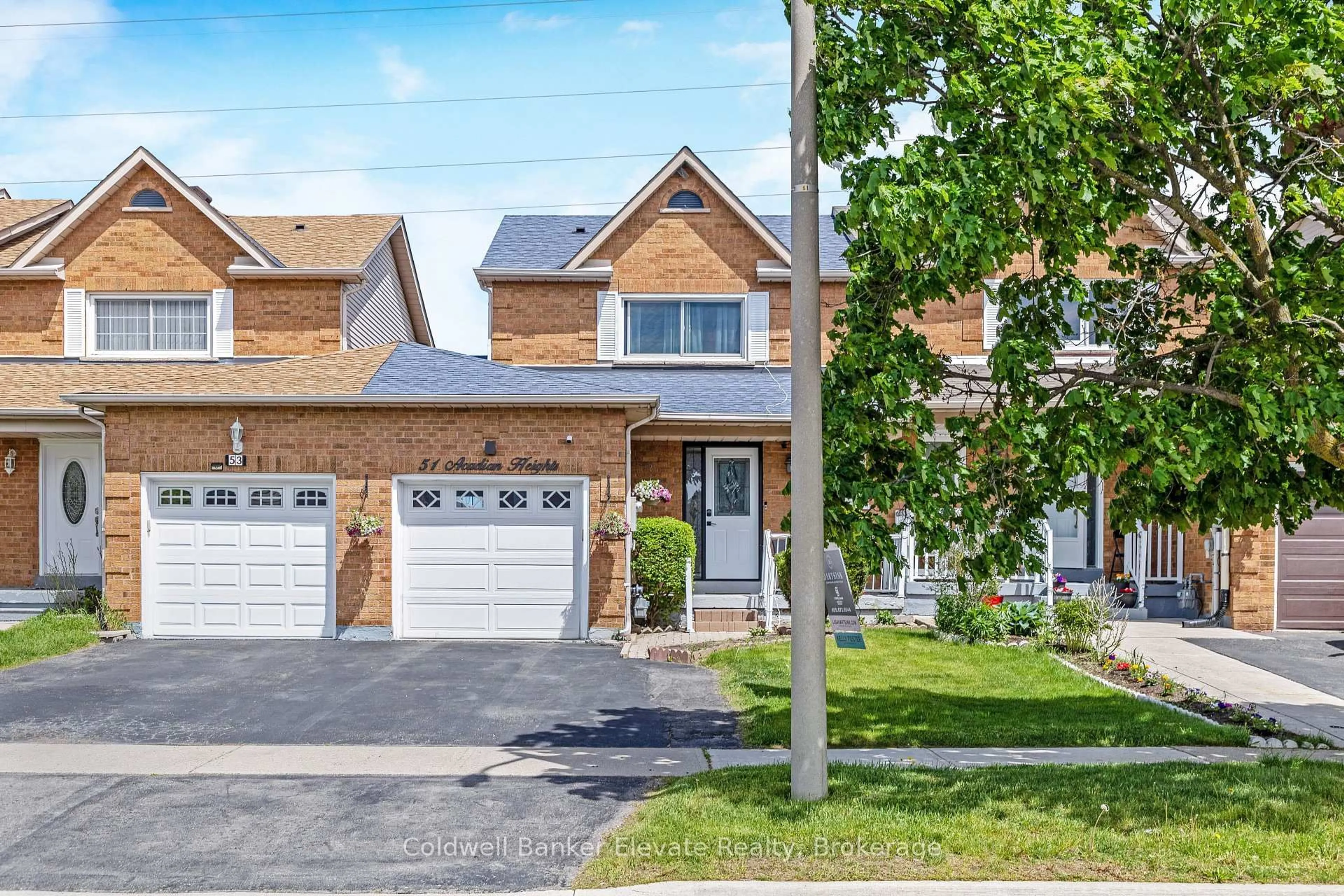 Home with brick exterior material, street for 51 Acadian Hts, Brampton Ontario L6Y 4H3