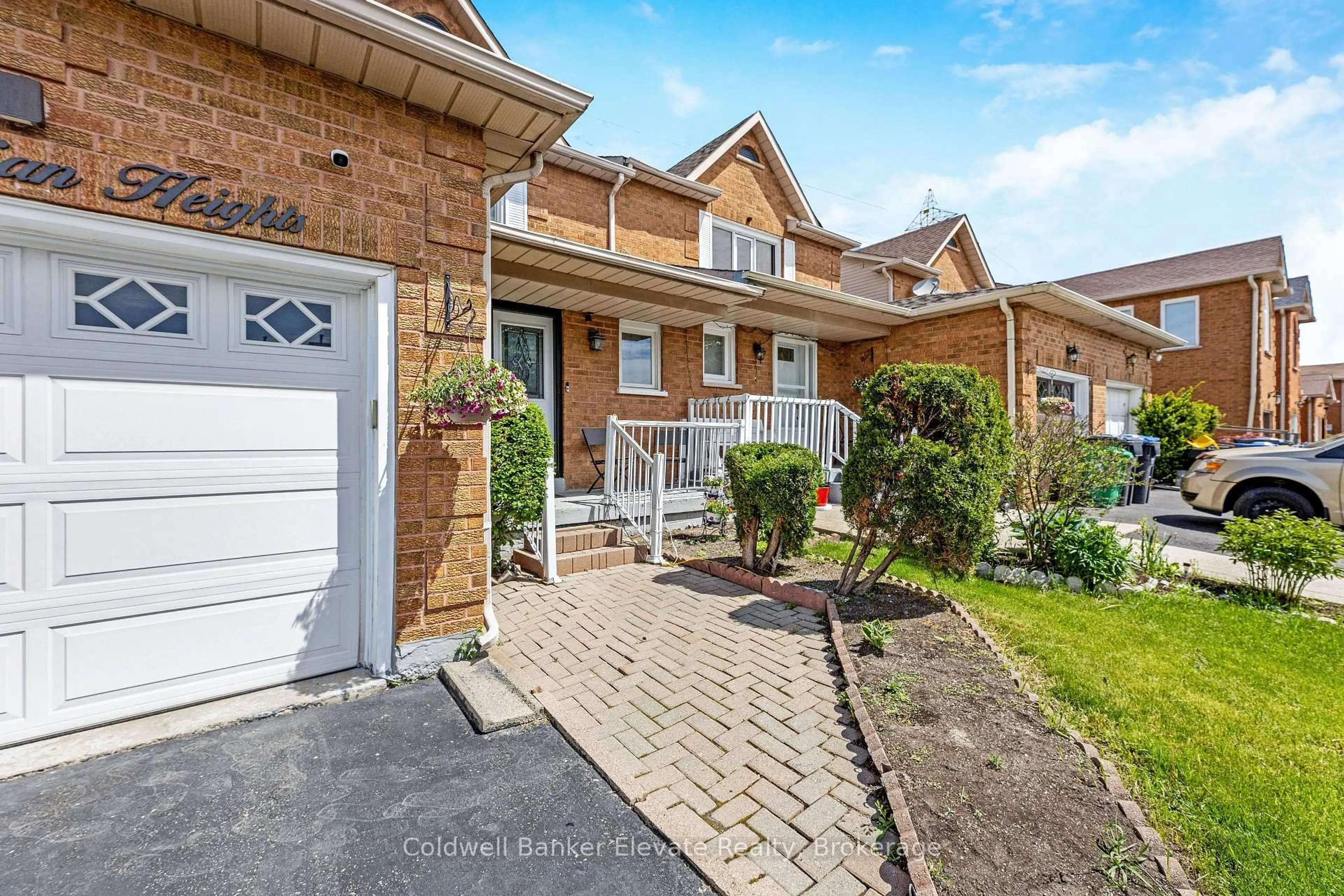 Home with brick exterior material, street for 51 Acadian Hts, Brampton Ontario L6Y 4H3