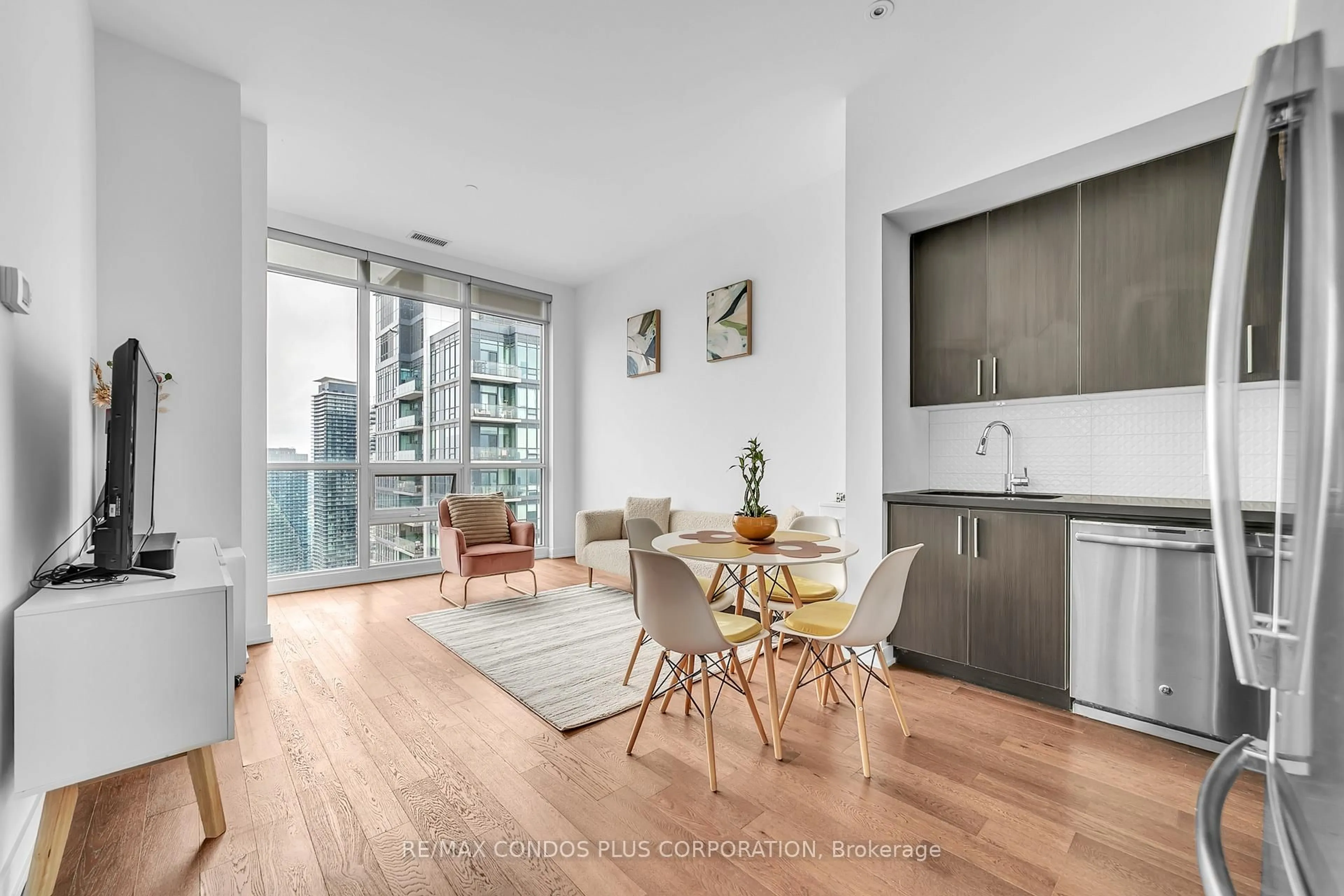 Living room with furniture, unknown for 2212 Lake Shore Blvd #PH08, Toronto Ontario M8V 0C2