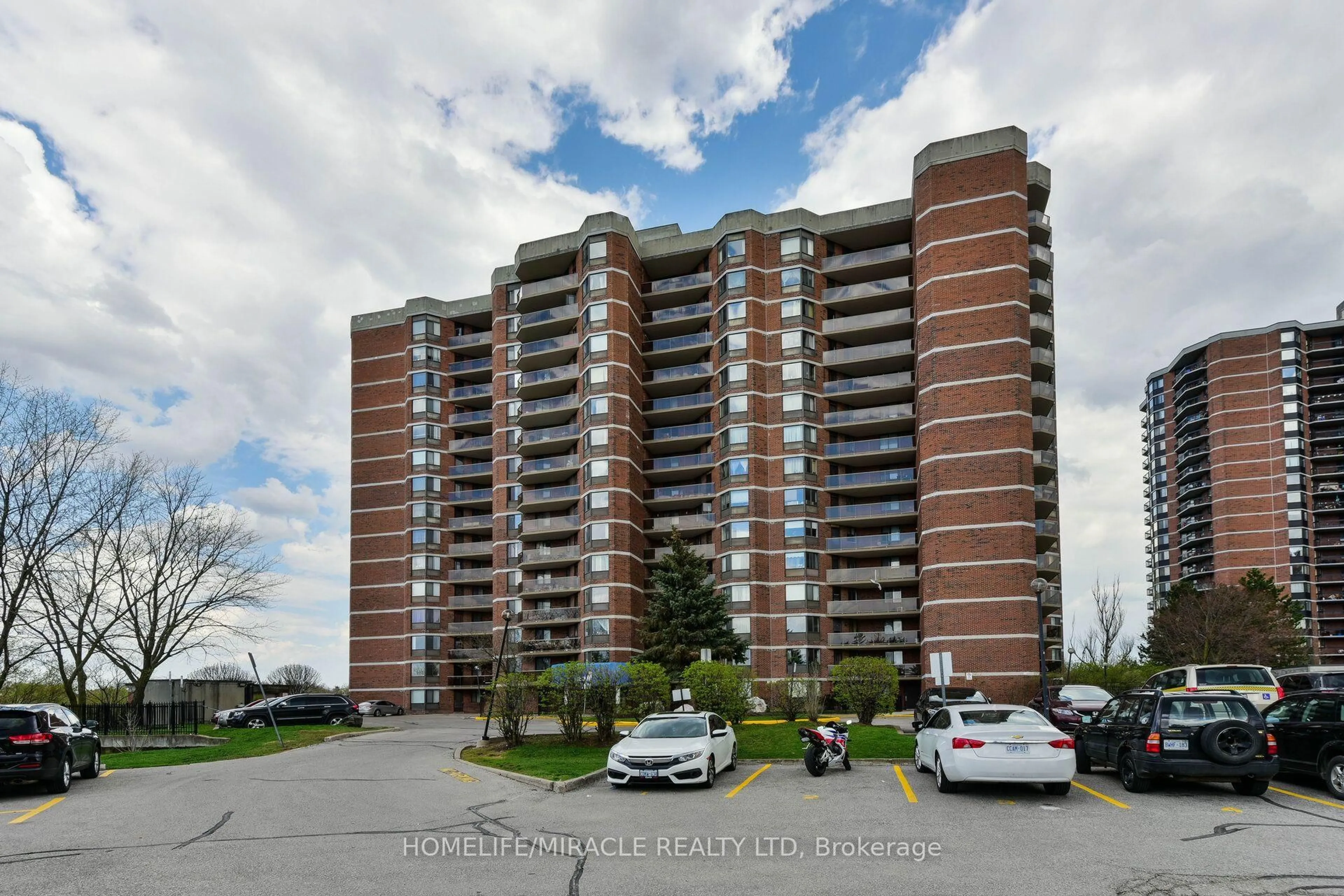 A pic from outside/outdoor area/front of a property/back of a property/a pic from drone, unknown for 238 Albion Rd #102, Toronto Ontario M9W 6A7