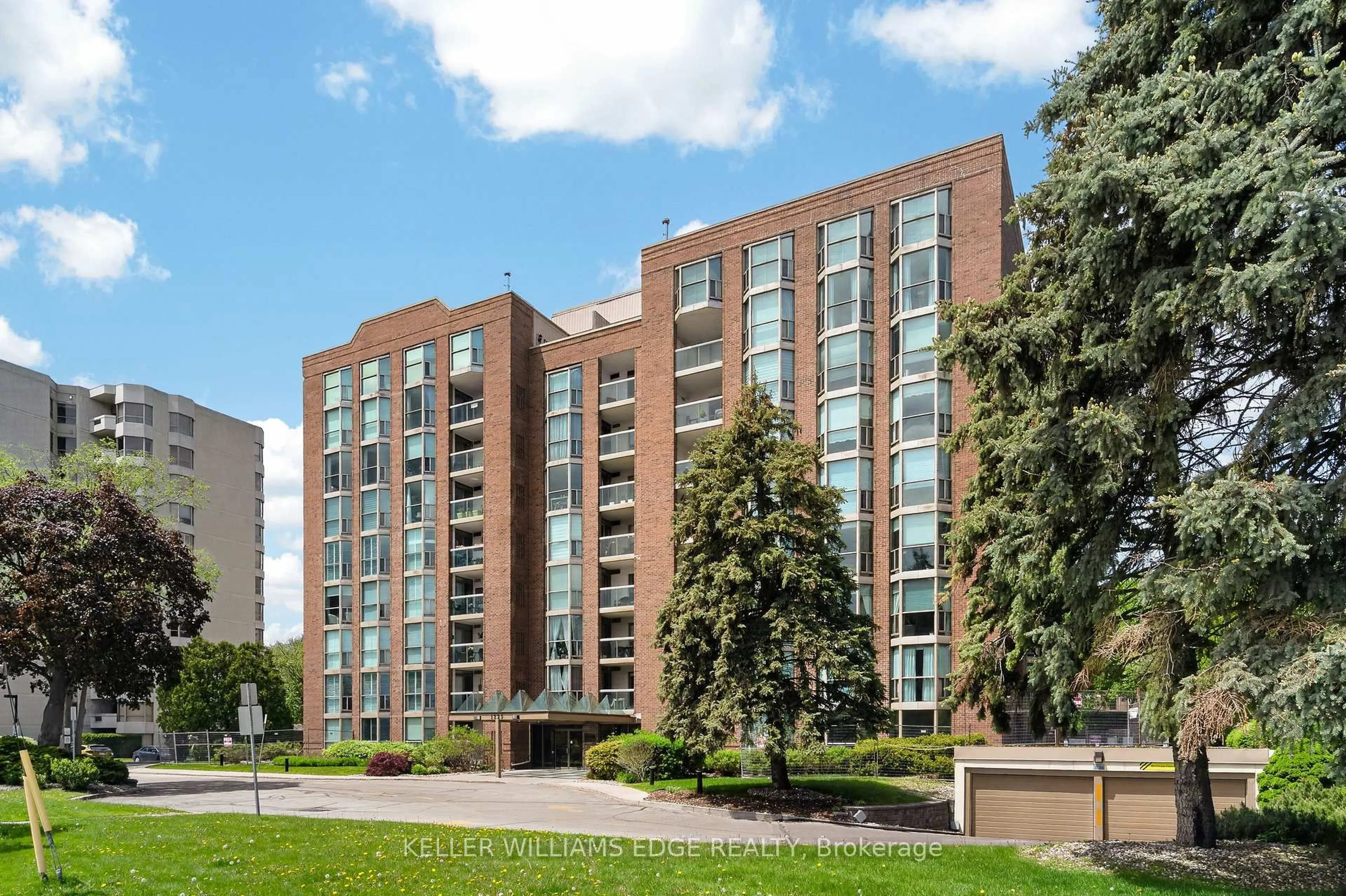 Home with brick exterior material, building for 1225 North Shore Blvd #510, Burlington Ontario L7S 1Z6