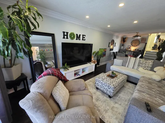 24 Kindle Crt, Brampton 5