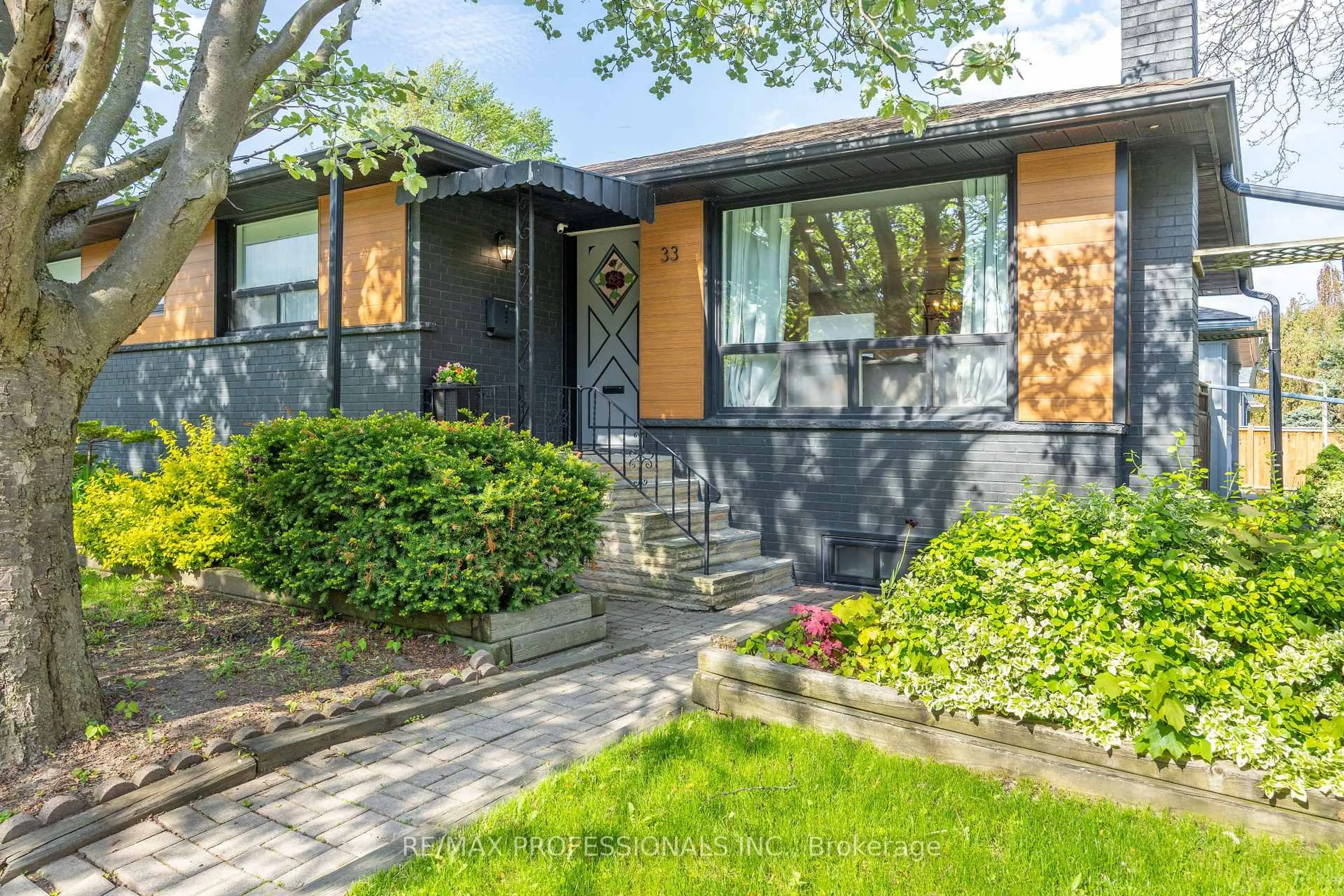 Home with brick exterior material, street for 33 Brampton Rd, Toronto Ontario M9R 3J3