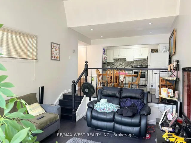 260 John Garland Blvd #234, Toronto 4
