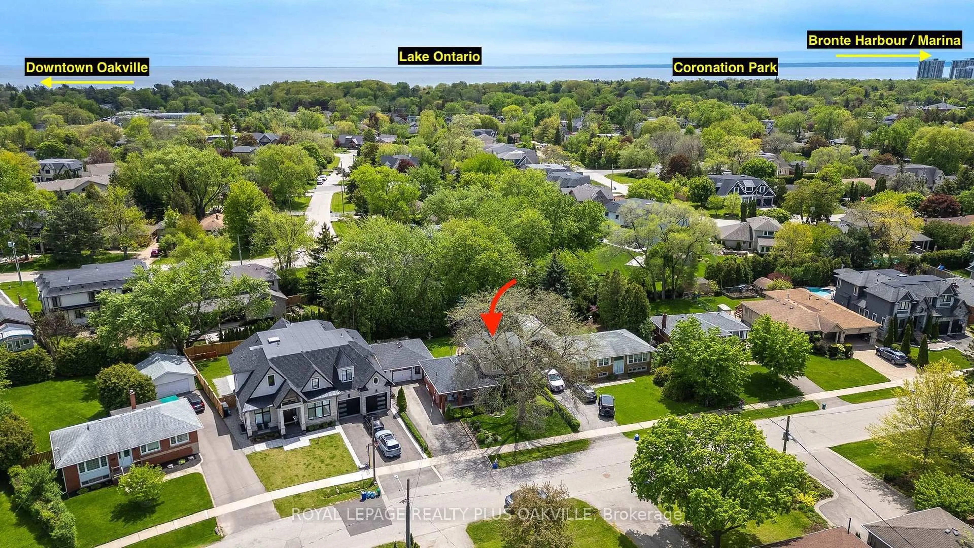 A pic from outside/outdoor area/front of a property/back of a property/a pic from drone, street for 1310 Tansley Dr, Oakville Ontario L6L 2N4