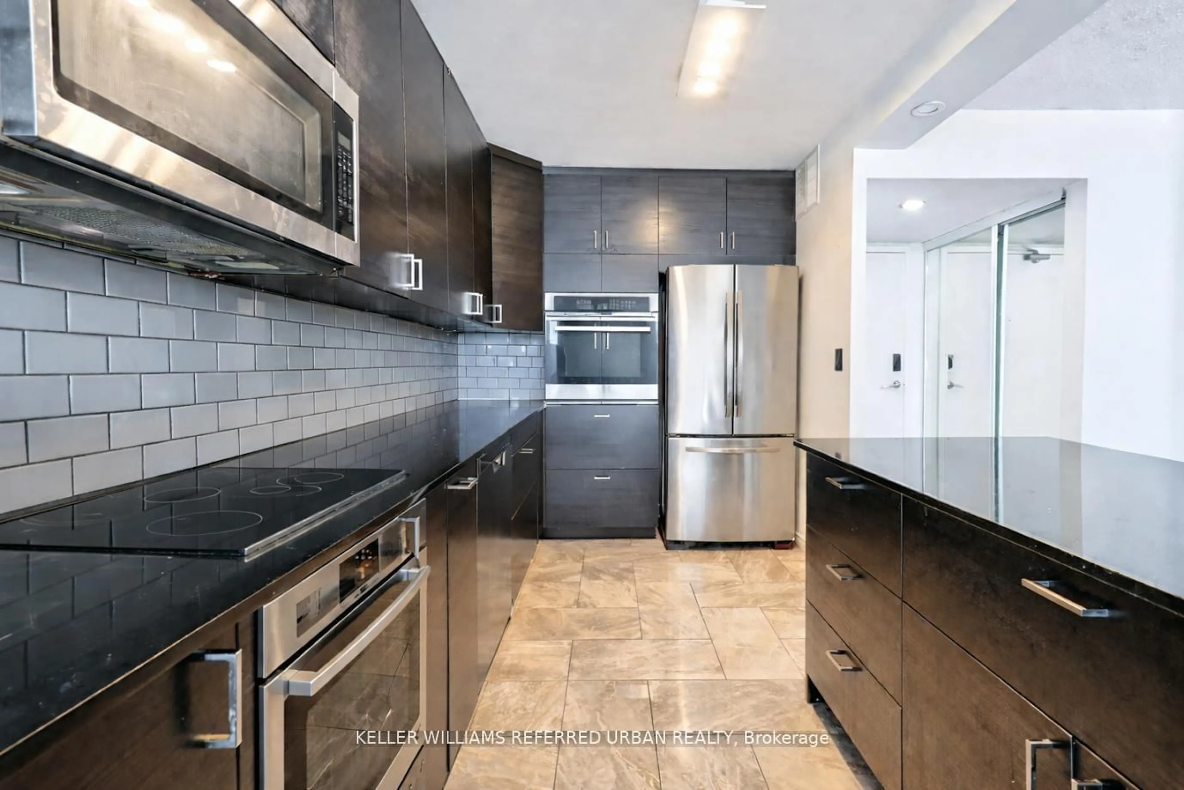 Contemporary kitchen, ceramic/tile floor for 10 Martha Eaton Way #1811, Toronto Ontario M6M 5B3