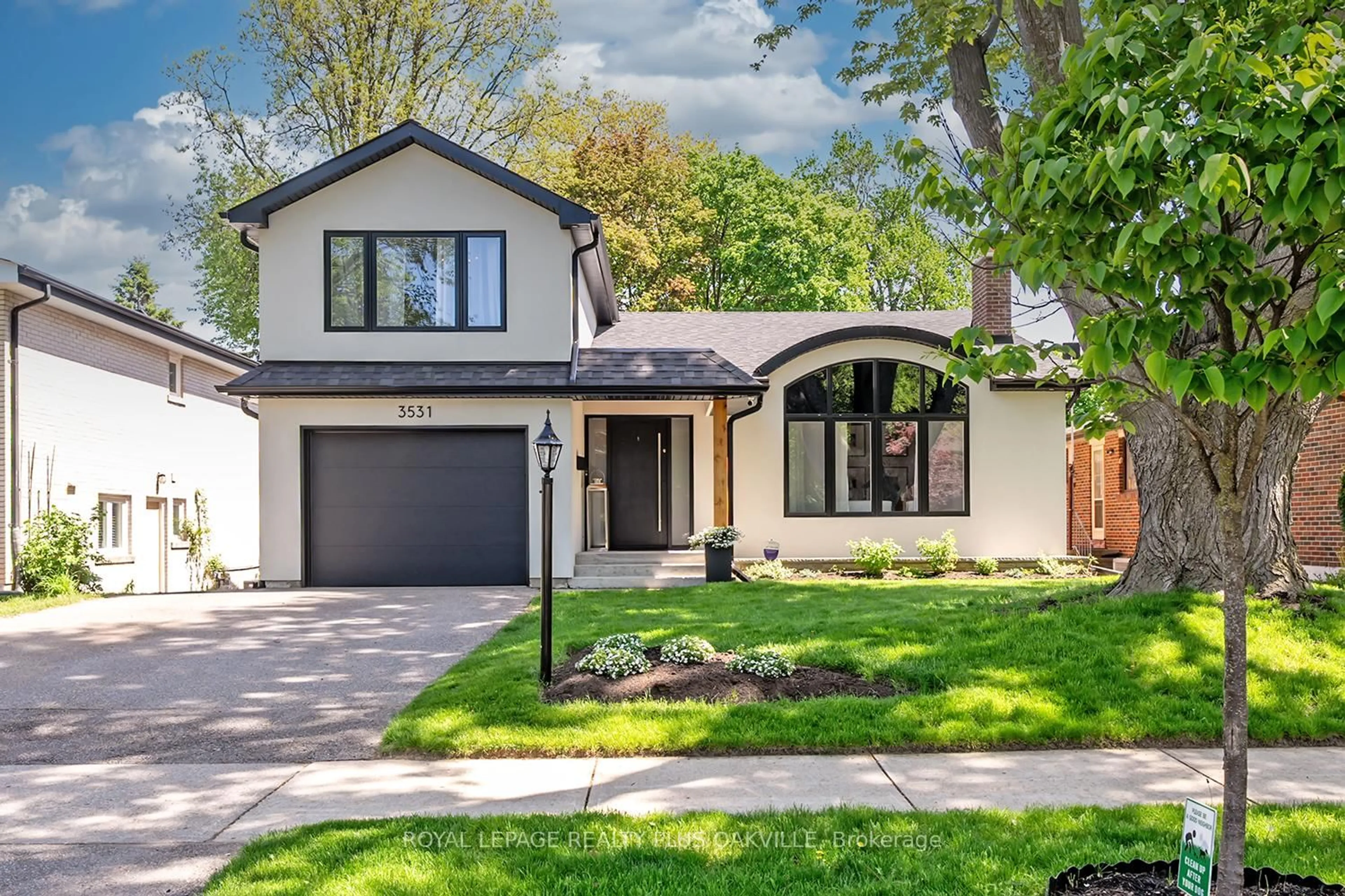 Home with brick exterior material, street for 3531 Gallager Dr, Mississauga Ontario L5C 2N2