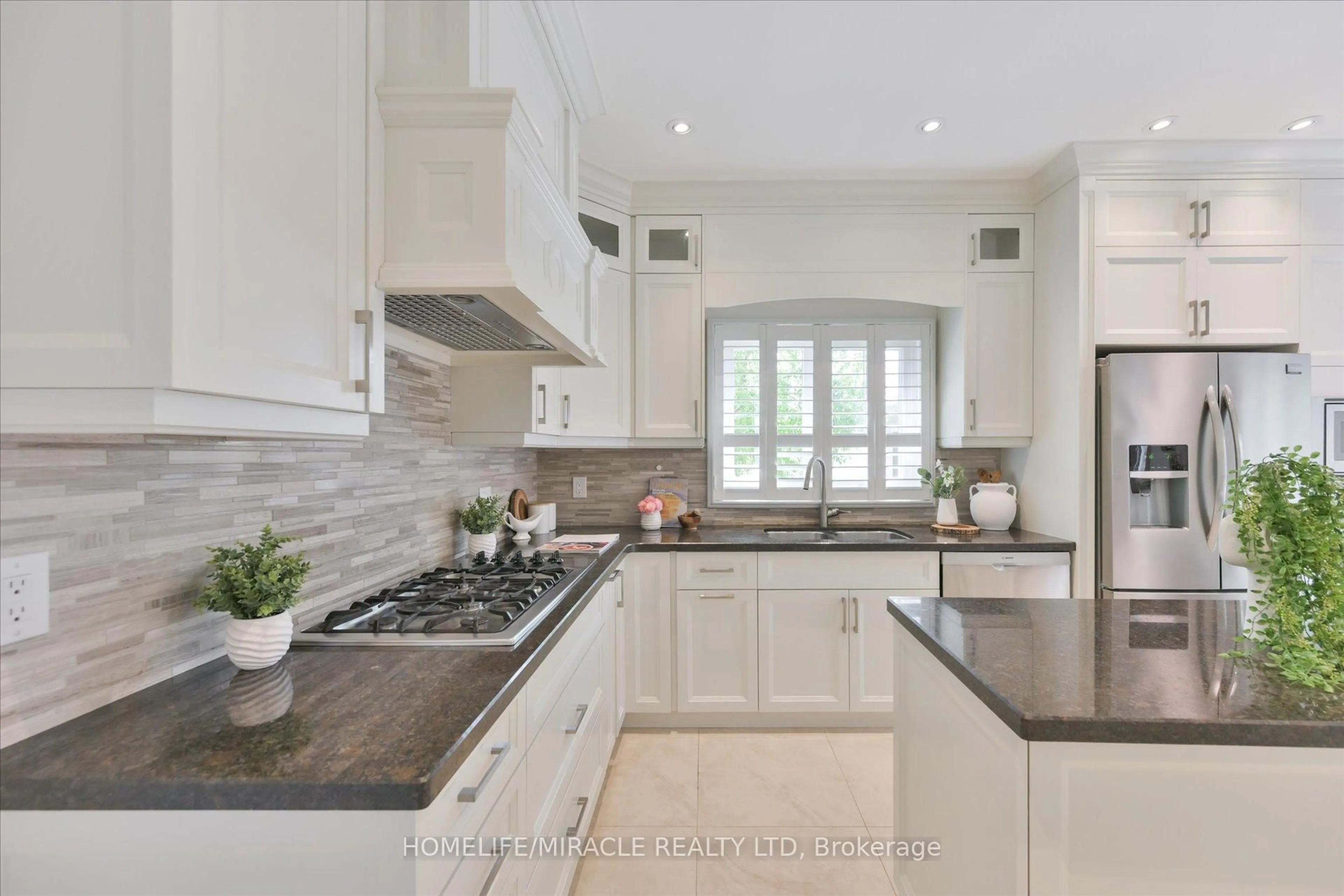Contemporary kitchen, ceramic/tile floor for 2479 Rathlin Crt, Mississauga Ontario L5K 2S4