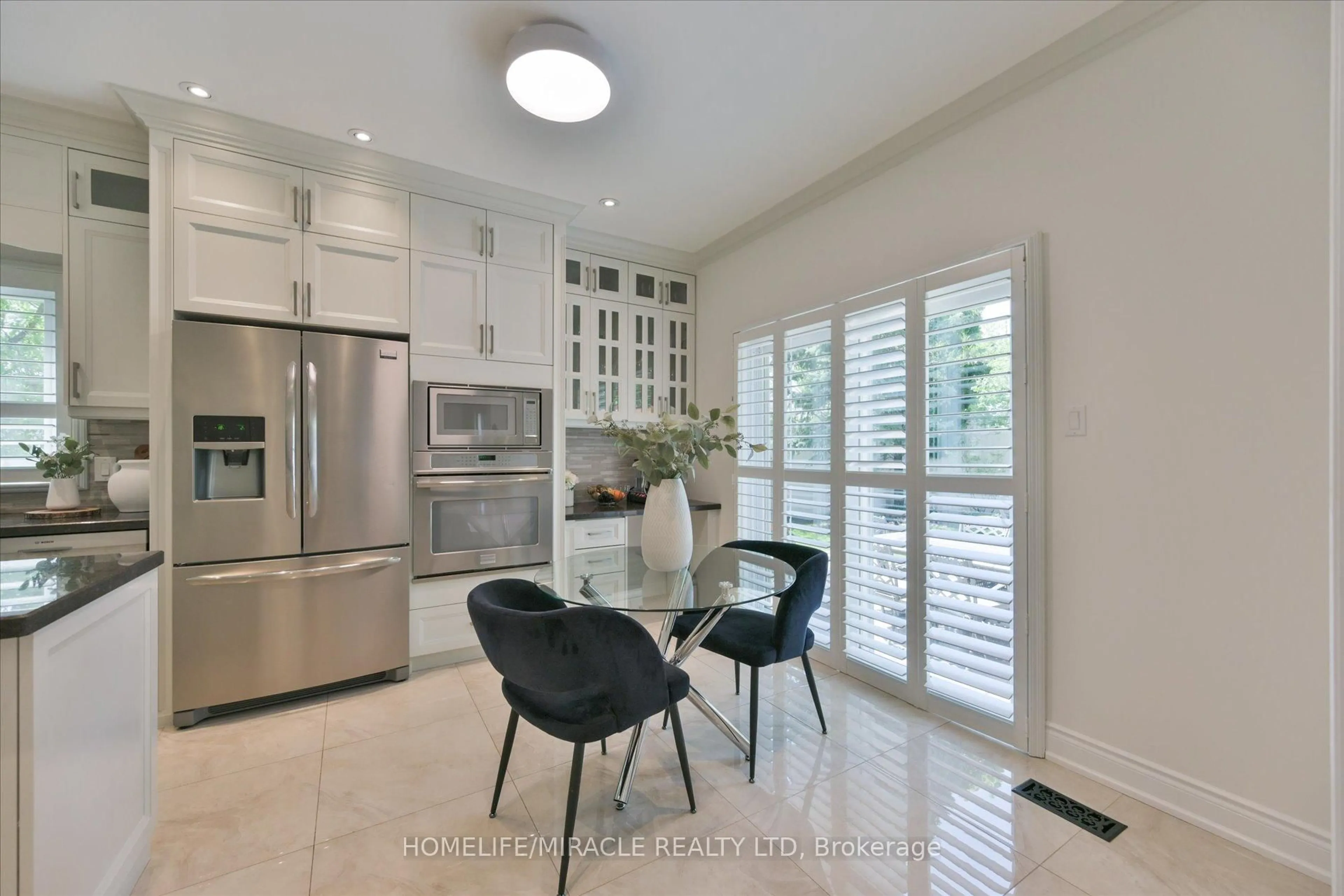 Contemporary kitchen, ceramic/tile floor for 2479 Rathlin Crt, Mississauga Ontario L5K 2S4