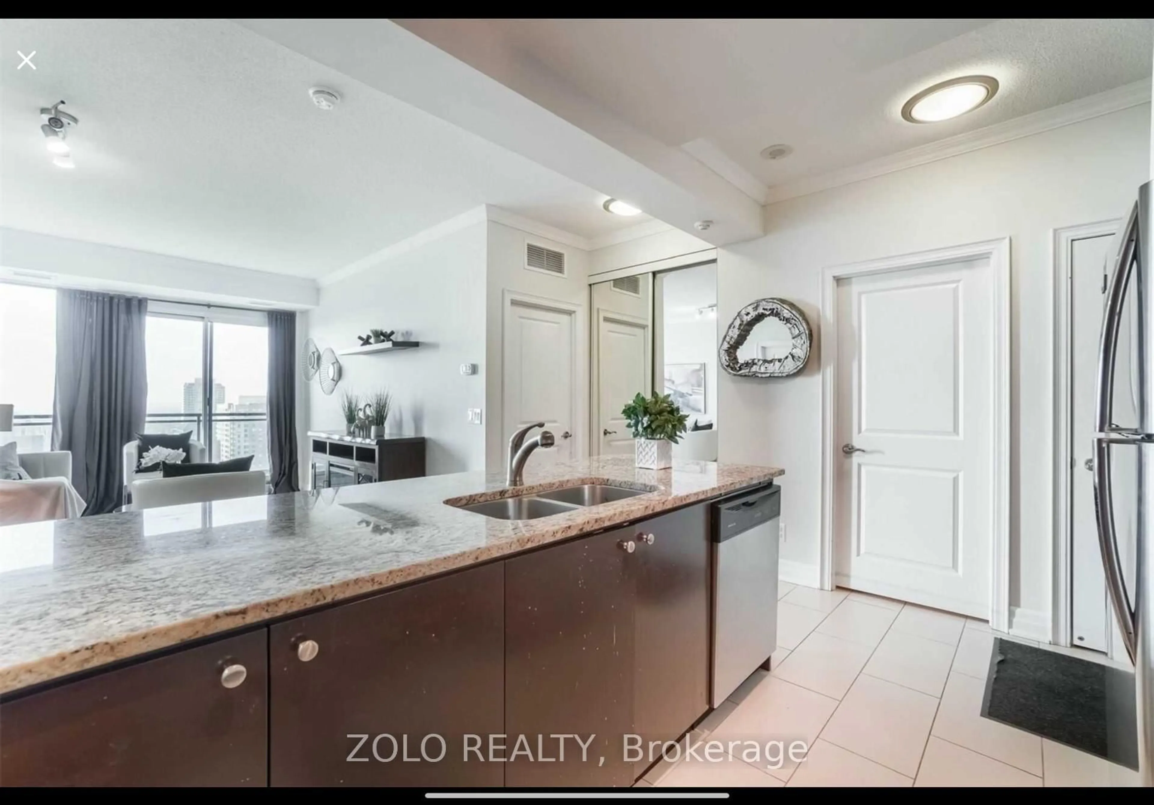 Open concept kitchen, unknown for 100 John St #1905, Brampton Ontario L6W 0A8