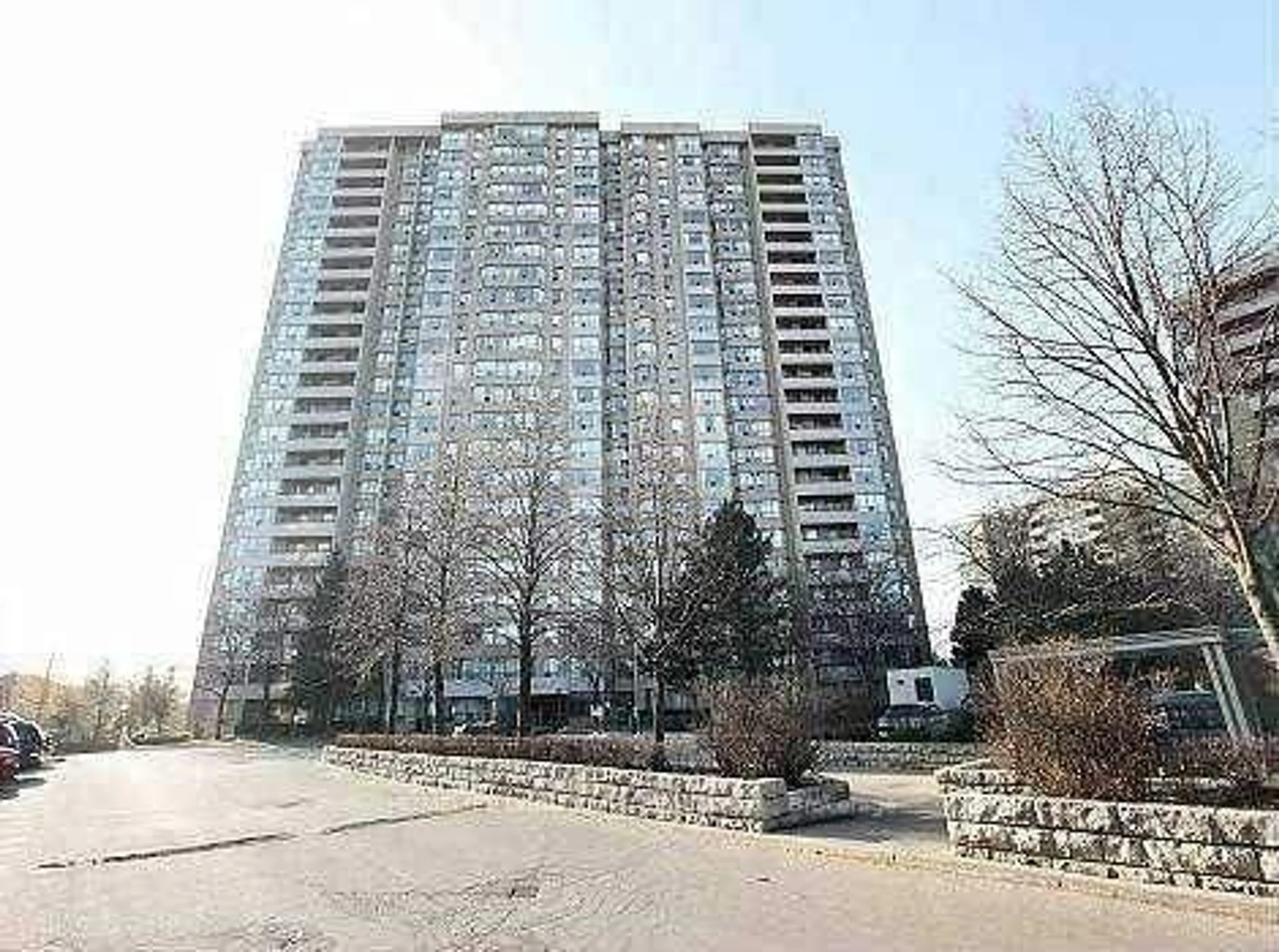 Unknown for 30 Malta Ave #305, Brampton Ontario L6Y 4S5