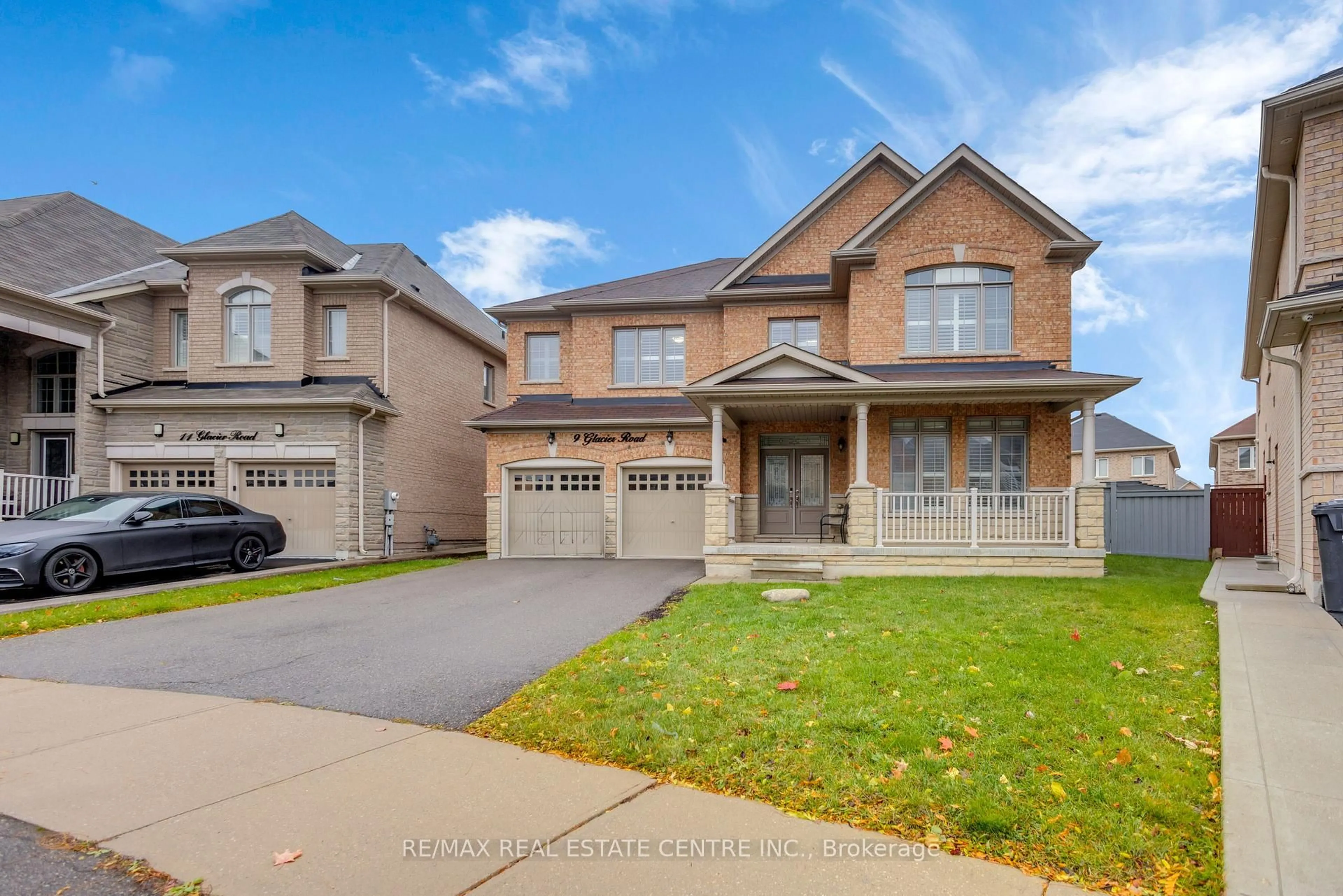 Home with brick exterior material, street for 9 Glacier Rd, Brampton Ontario L6X 5N1