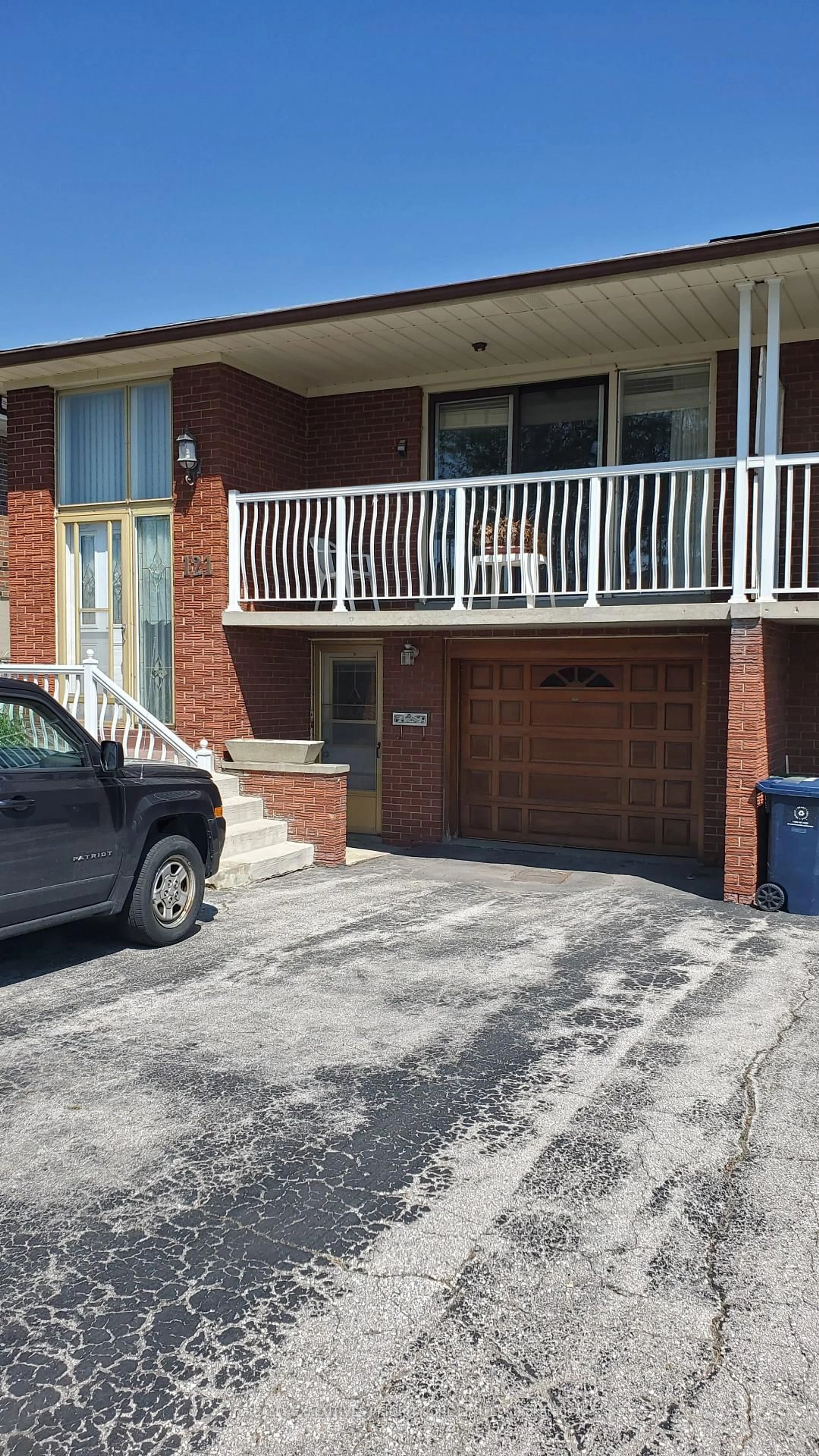 Home with brick exterior material, street for 121 Cabana Dr, Toronto Ontario M9L 1L1