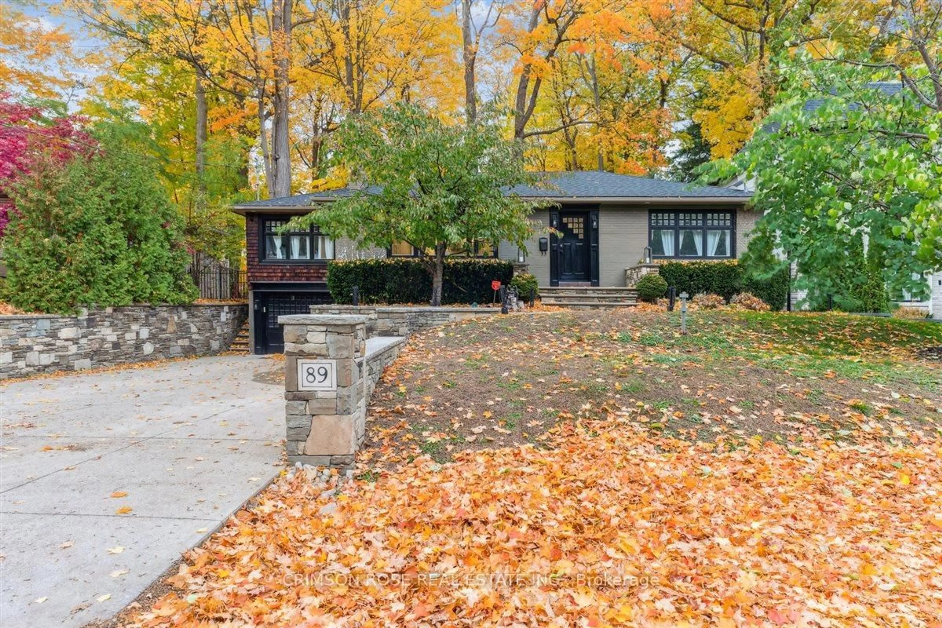 Unknown for 89 Holyrood Ave, Oakville Ontario L6K 2V4