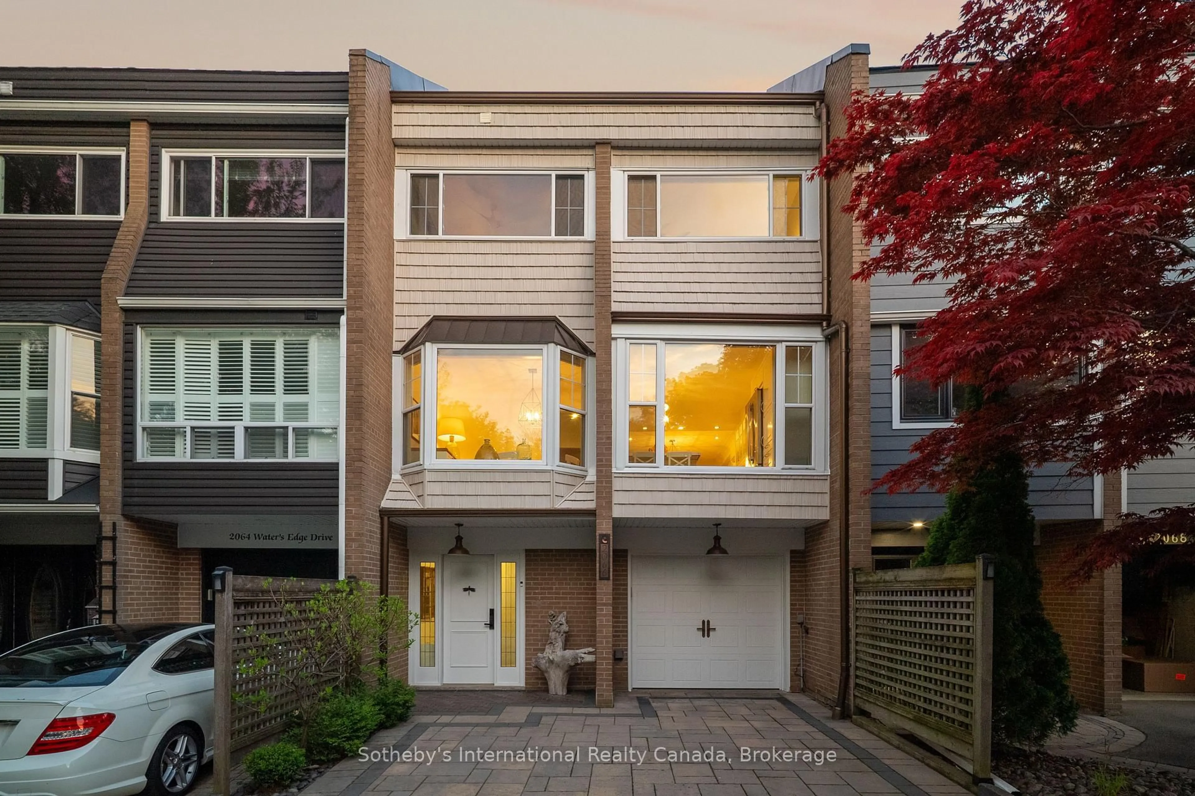 Unknown for 2066 Water's Edge Dr, Oakville Ontario L6L 1A4