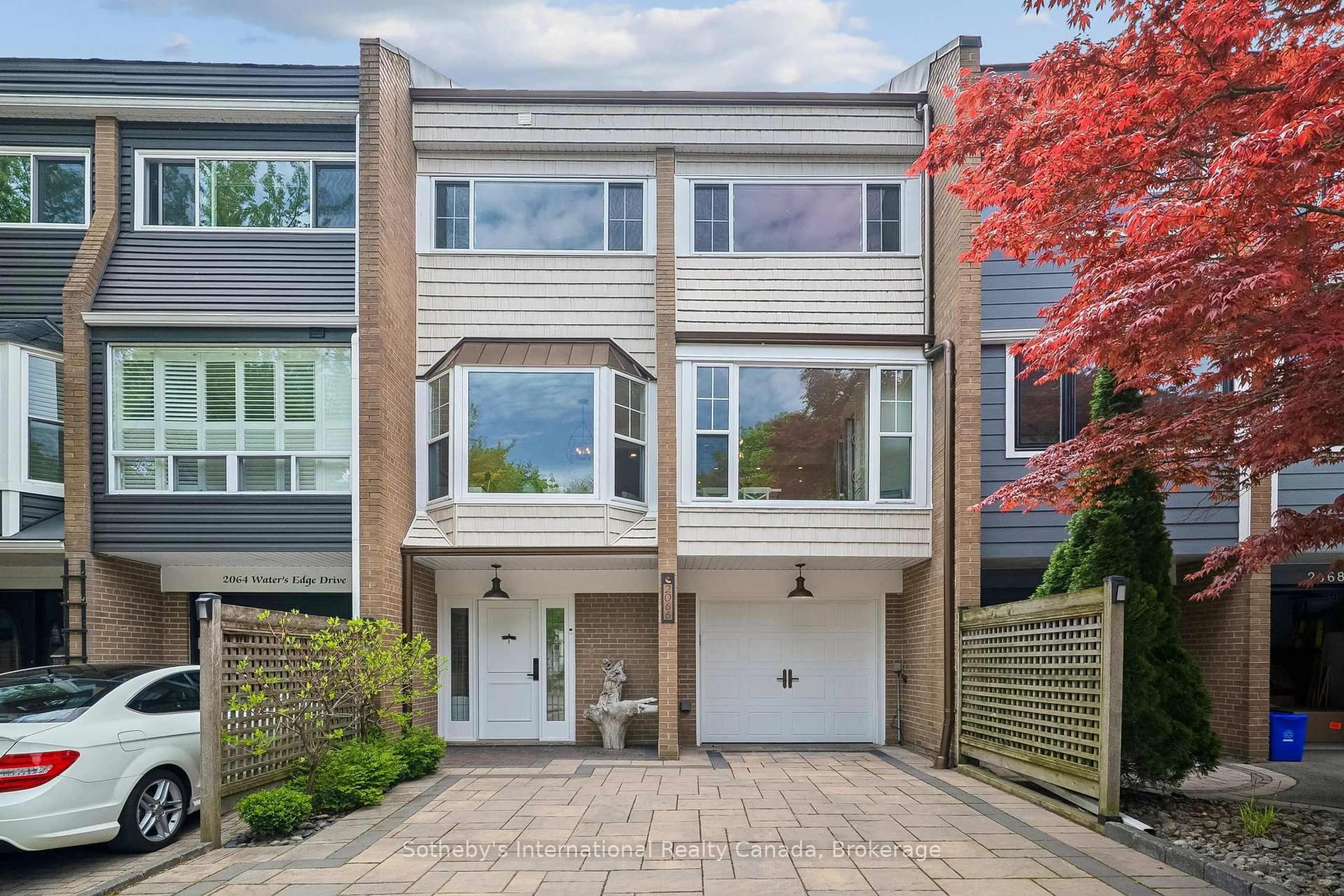 Home with brick exterior material, street for 2066 Water's Edge Dr, Oakville Ontario L6L 1A4
