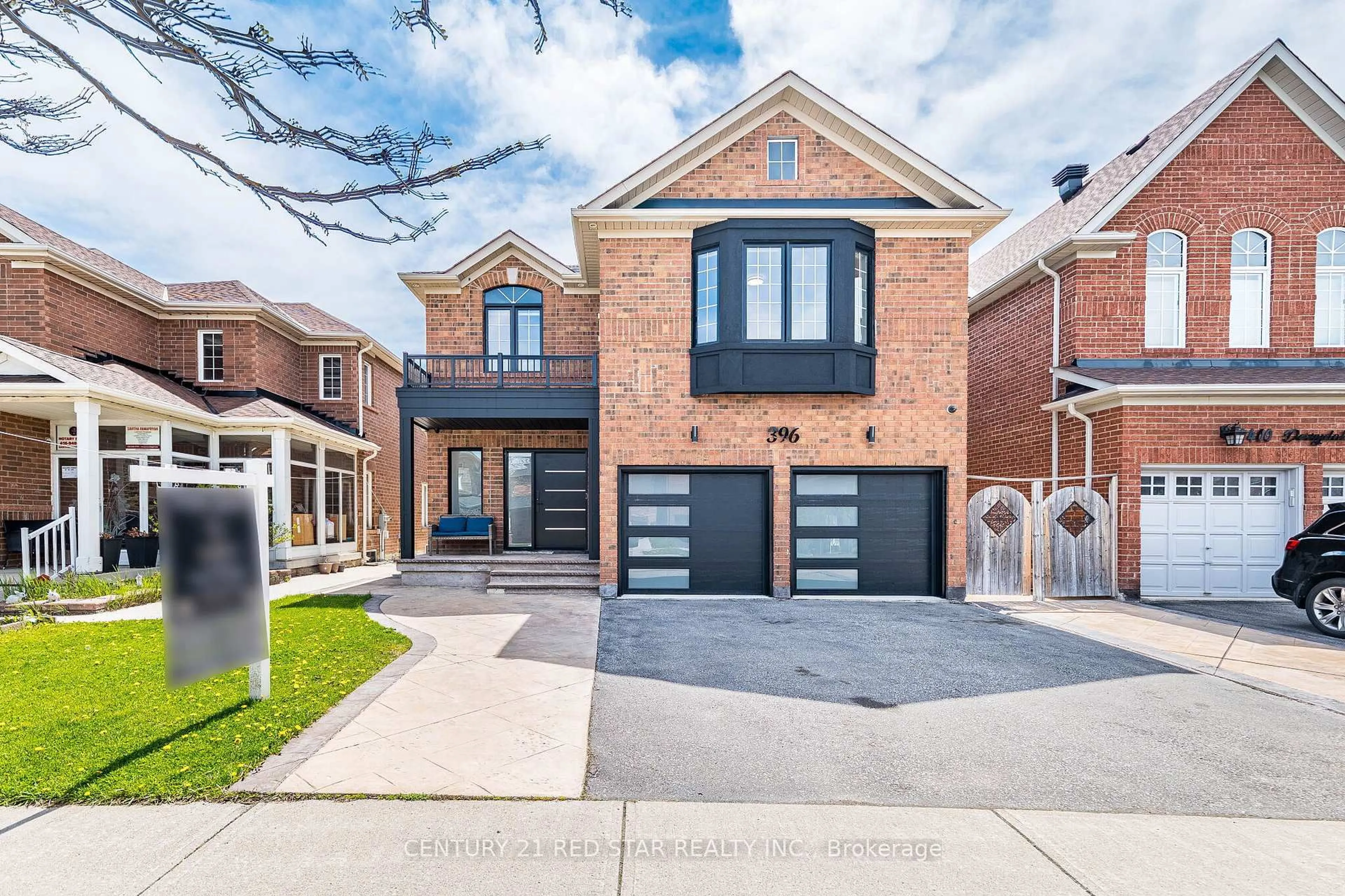 Home with brick exterior material, street for 396 Derrydale Dr, Mississauga Ontario L5W 0E1