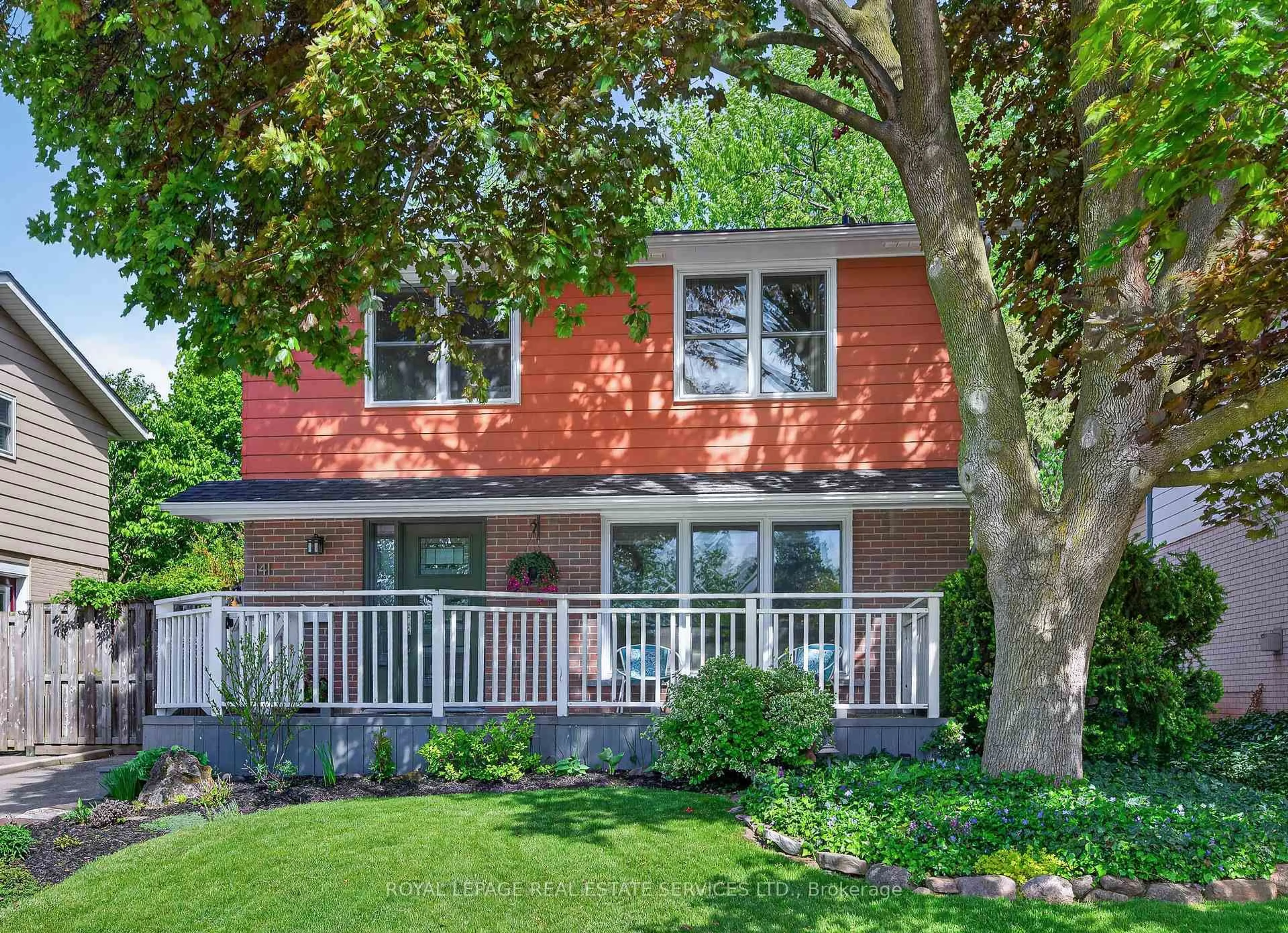 Home with brick exterior material, street for 141 Oakdale Dr, Oakville Ontario L6H 1J4