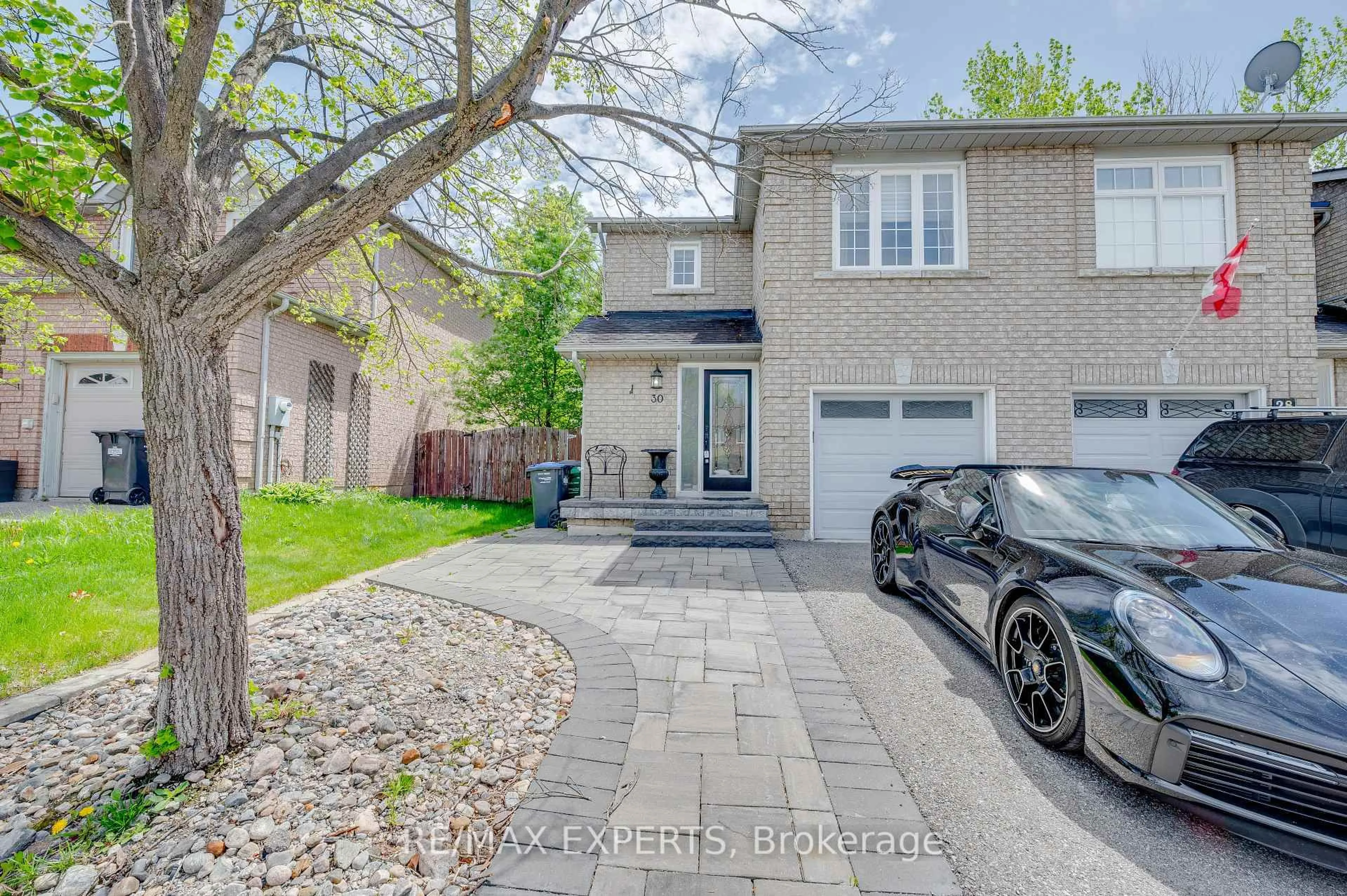 Home with brick exterior material, street for 30 Rolling Hills Lane, Caledon Ontario L7E 1T9