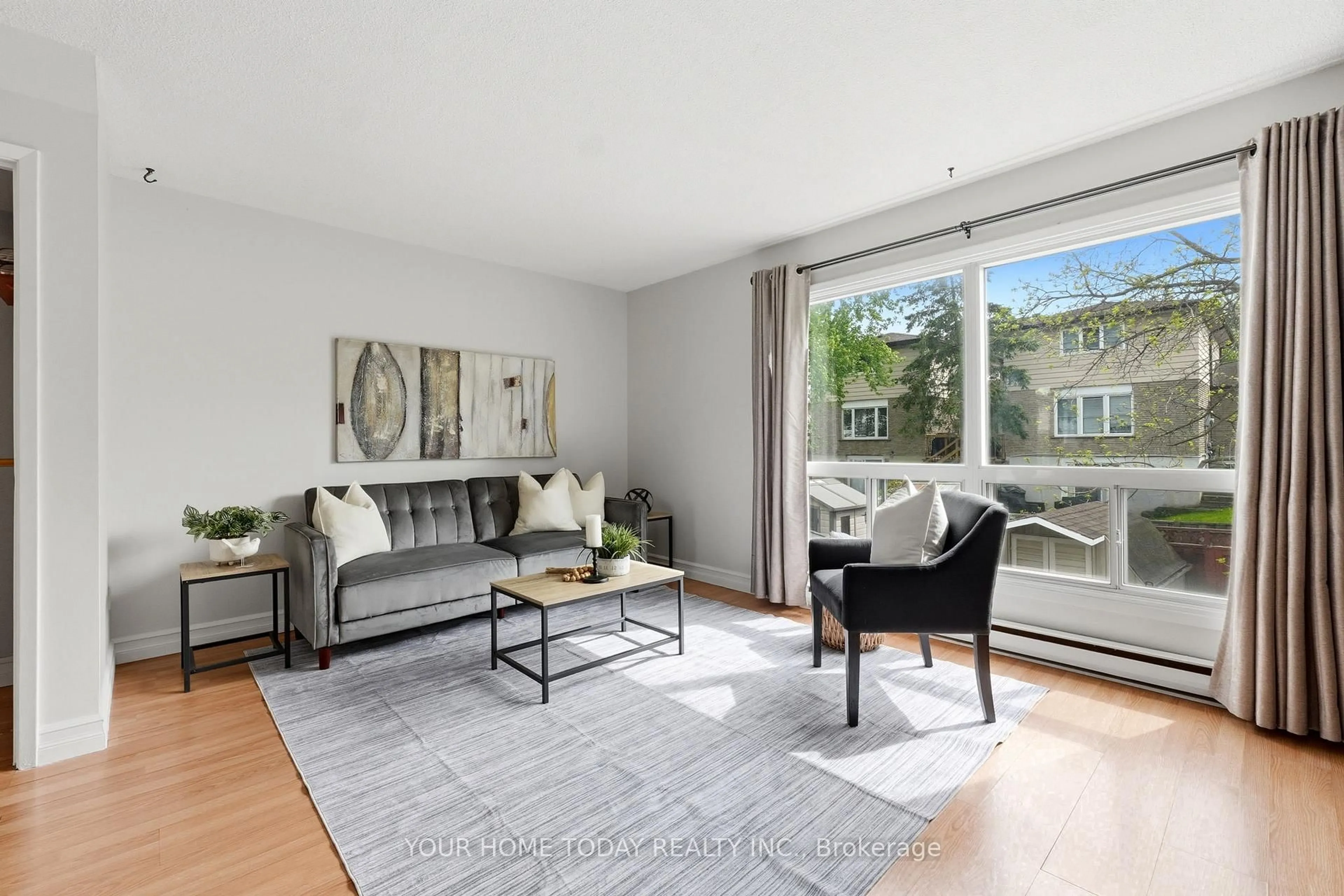 Living room with furniture, unknown for 116 Kingham Rd, Halton Hills Ontario L7J 1S4