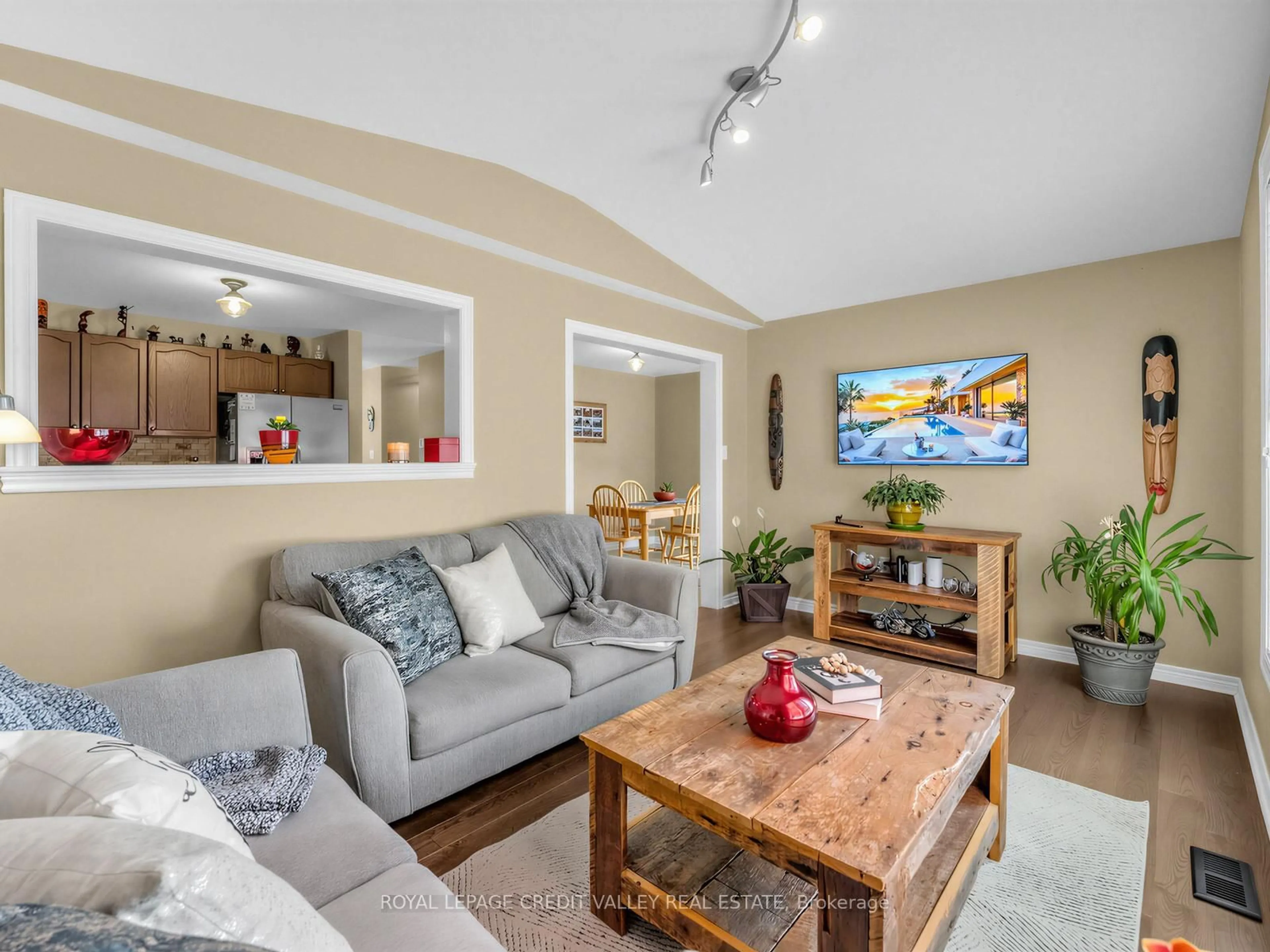 Living room with furniture, unknown for 144 Mccready Dr, Milton Ontario L9T 0V5