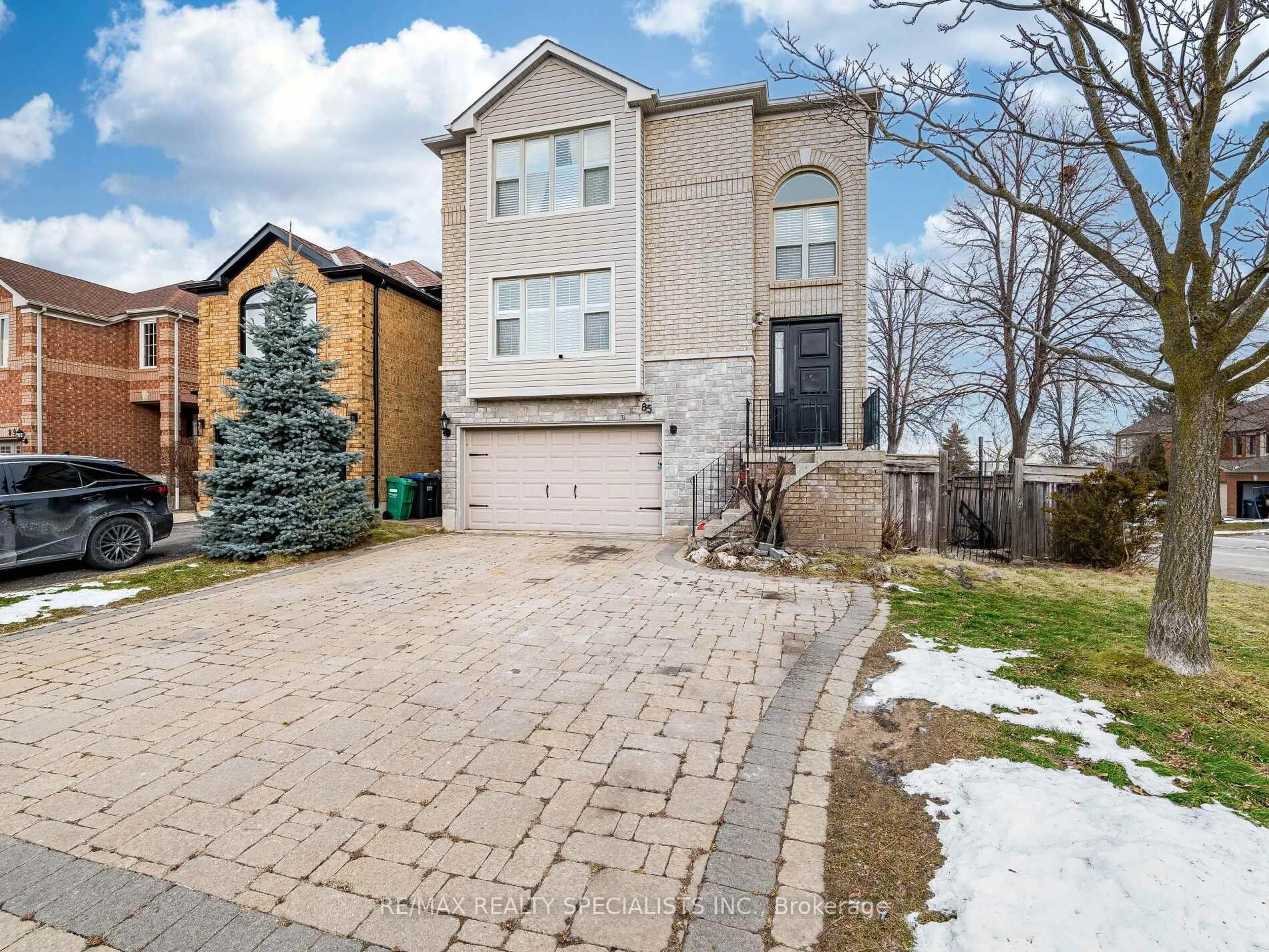 Home with brick exterior material, street for 85 Forestgrove Circ, Brampton Ontario L6Z 4T5