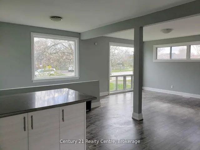 1491 Pembroke Dr, Oakville 3