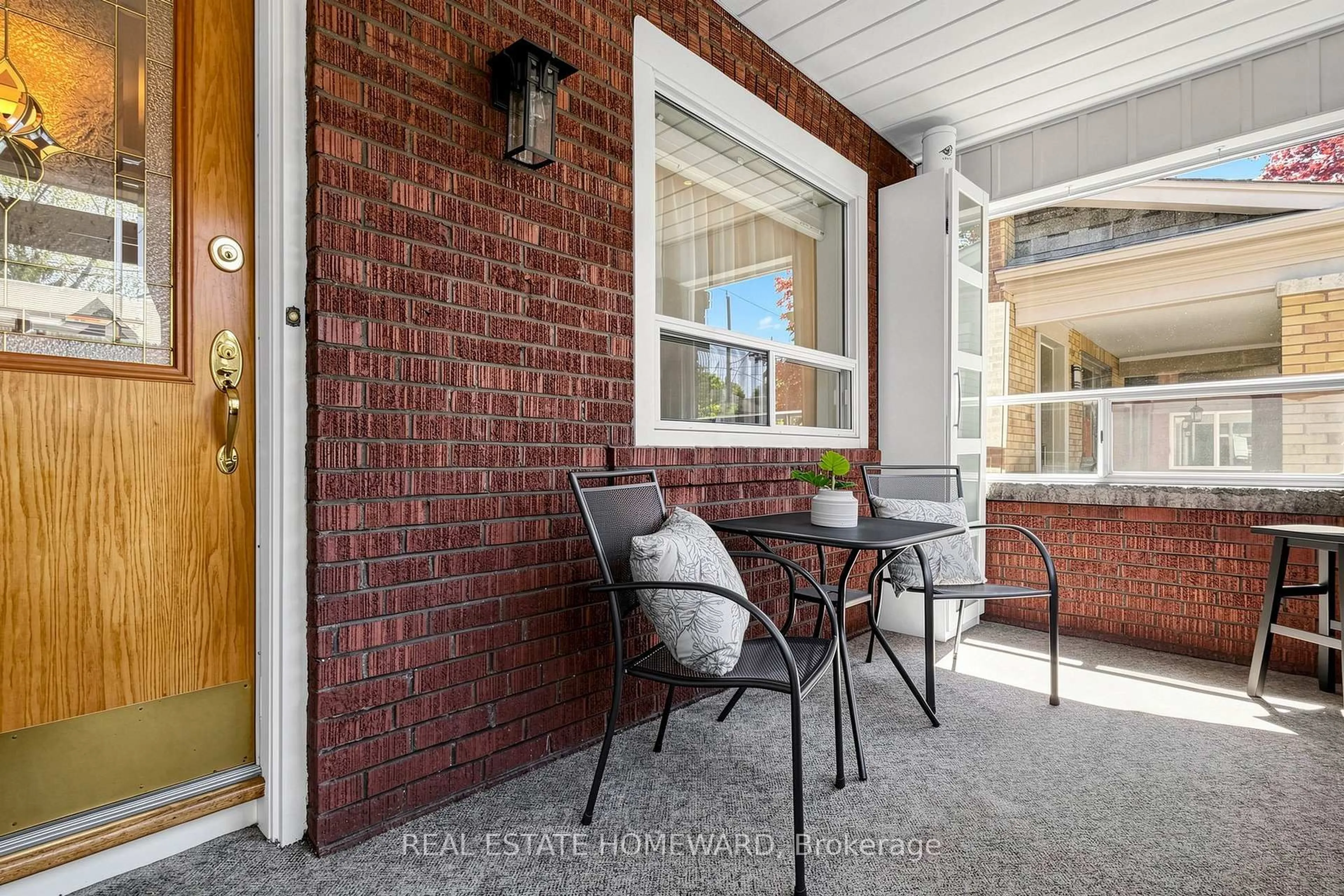 Patio, street for 117 Evans Ave, Toronto Ontario M6S 3V9
