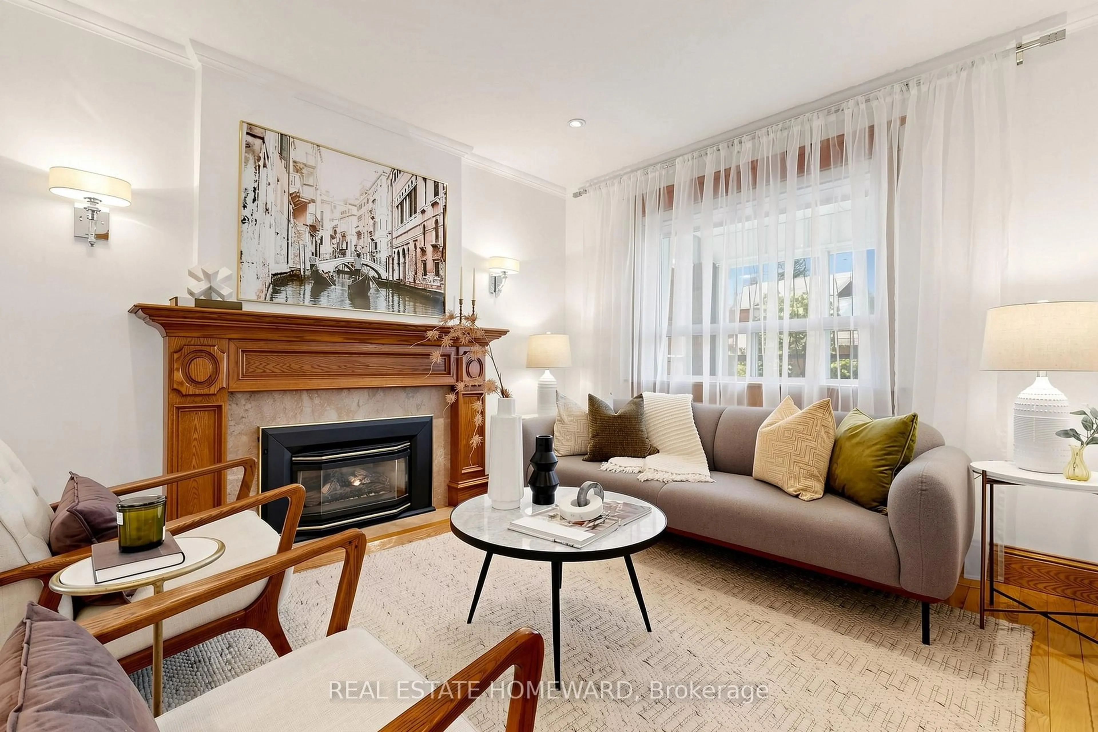 Living room with furniture, unknown for 117 Evans Ave, Toronto Ontario M6S 3V9