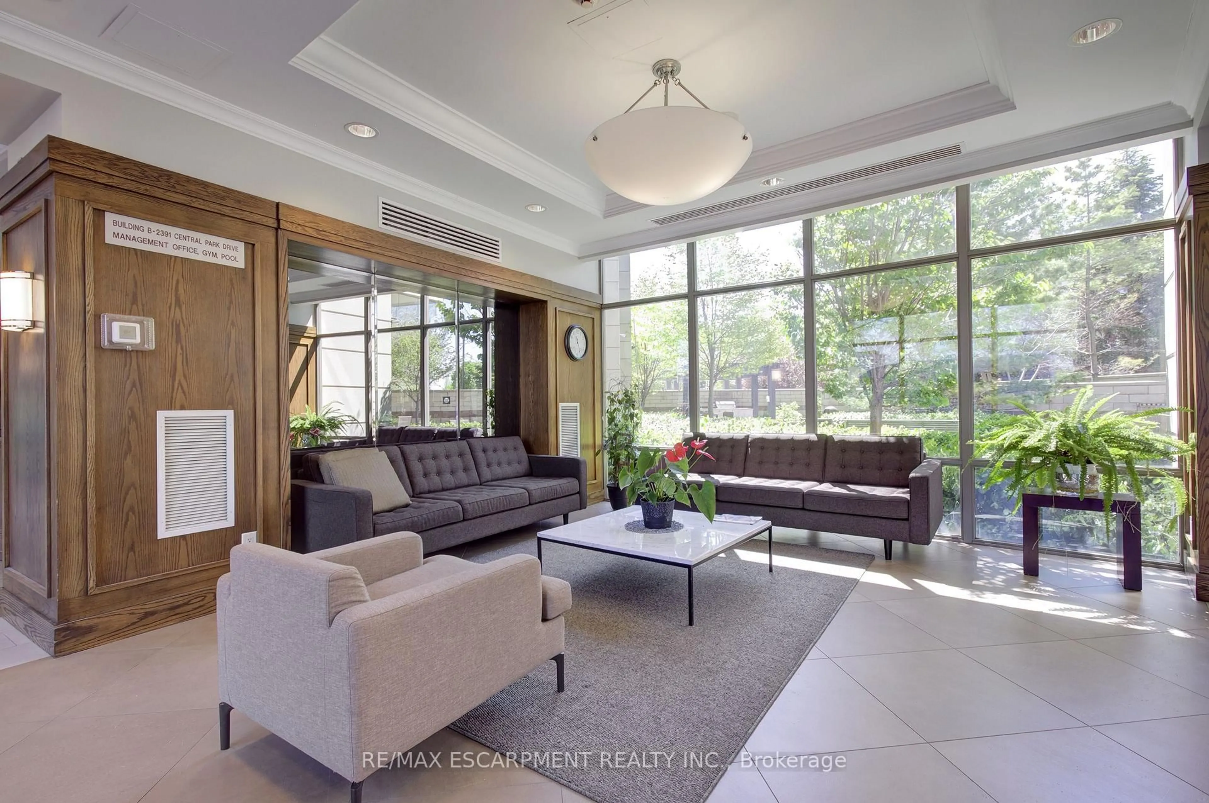 Lobby for 2379 Central Park Dr #603, Oakville Ontario L6H 0E3