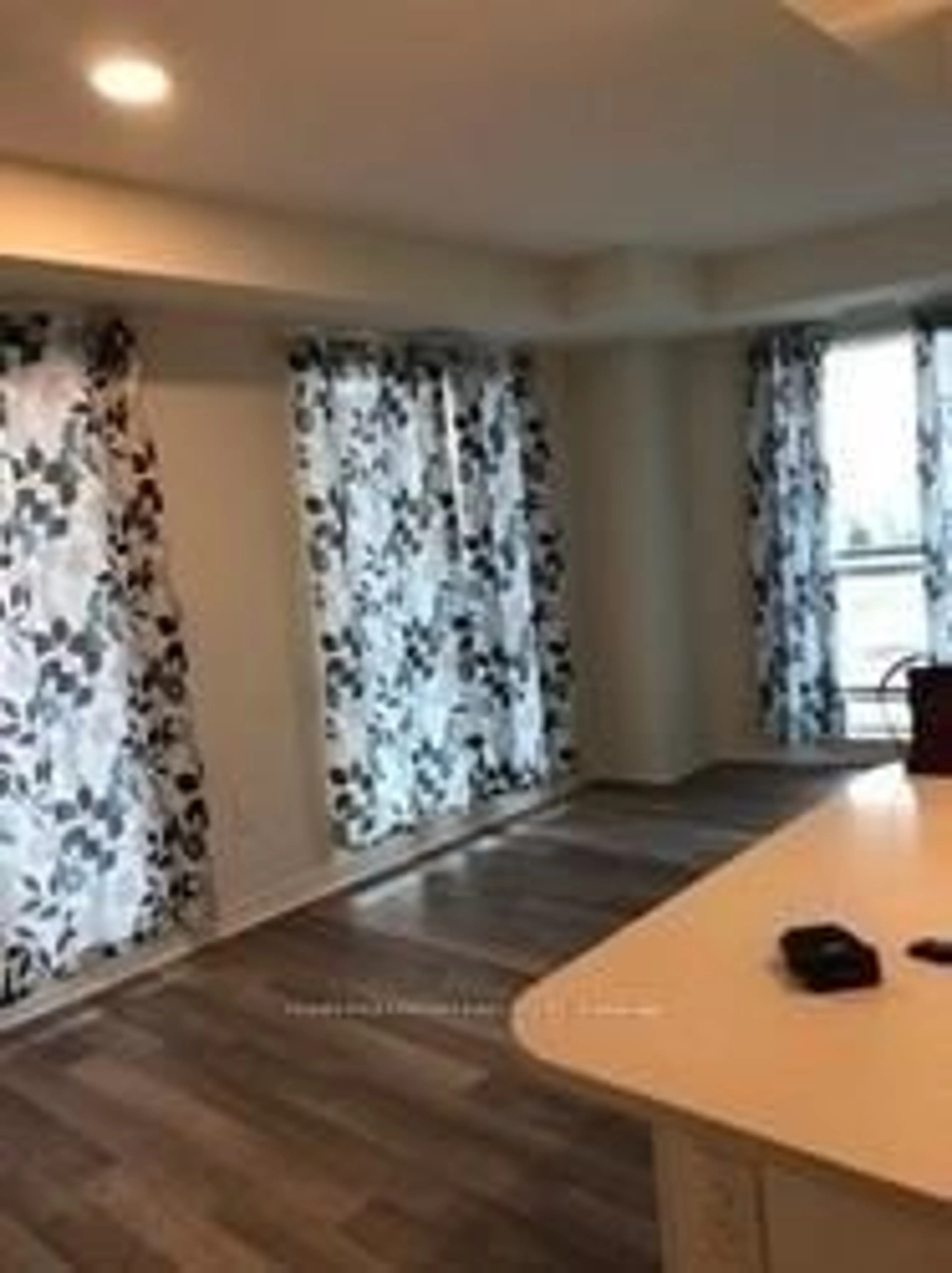 A pic of a room for 39 Annie Craig Dr #605, Toronto Ontario M8V 0H1
