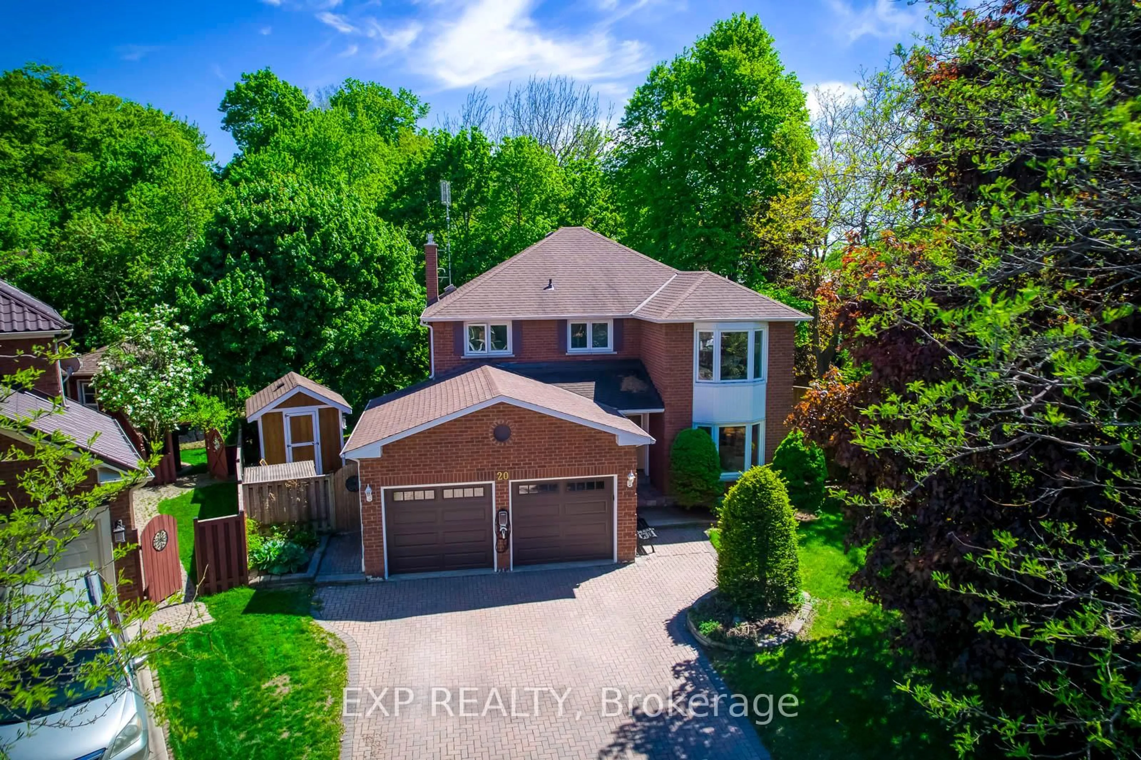 A pic from outside/outdoor area/front of a property/back of a property/a pic from drone, street for 20 London Lane, Brampton Ontario L6S 5V5