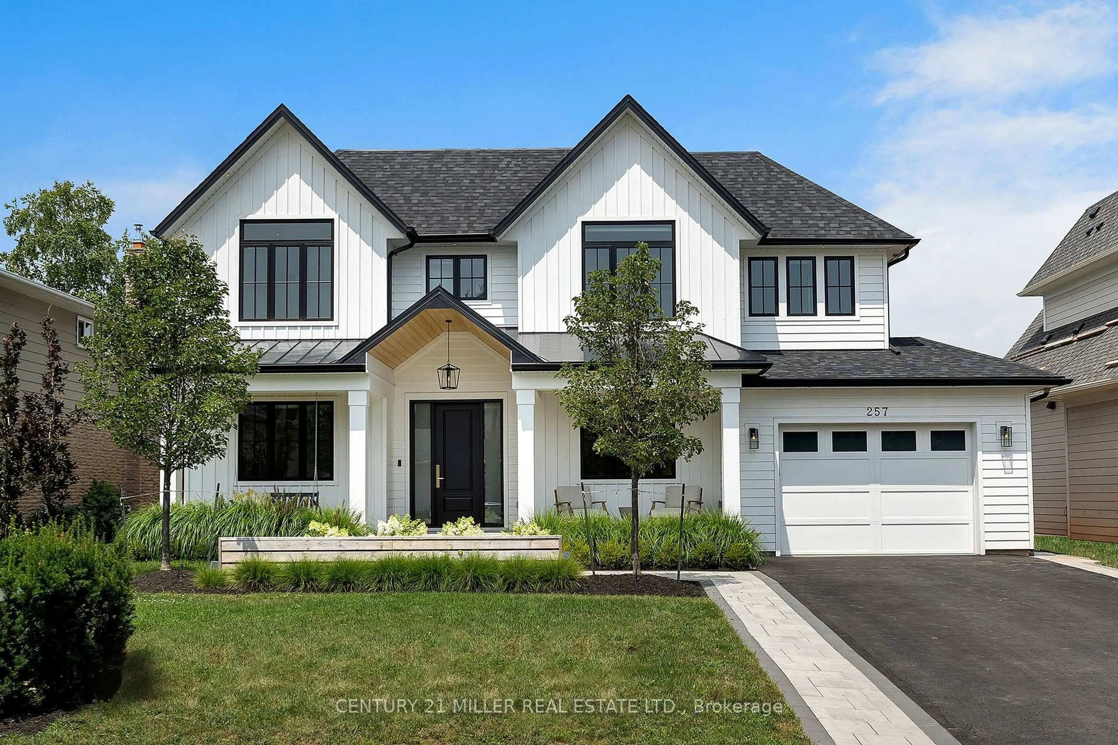 Home with brick exterior material, street for 257 Sunrise Cres, Oakville Ontario L6L 3L4