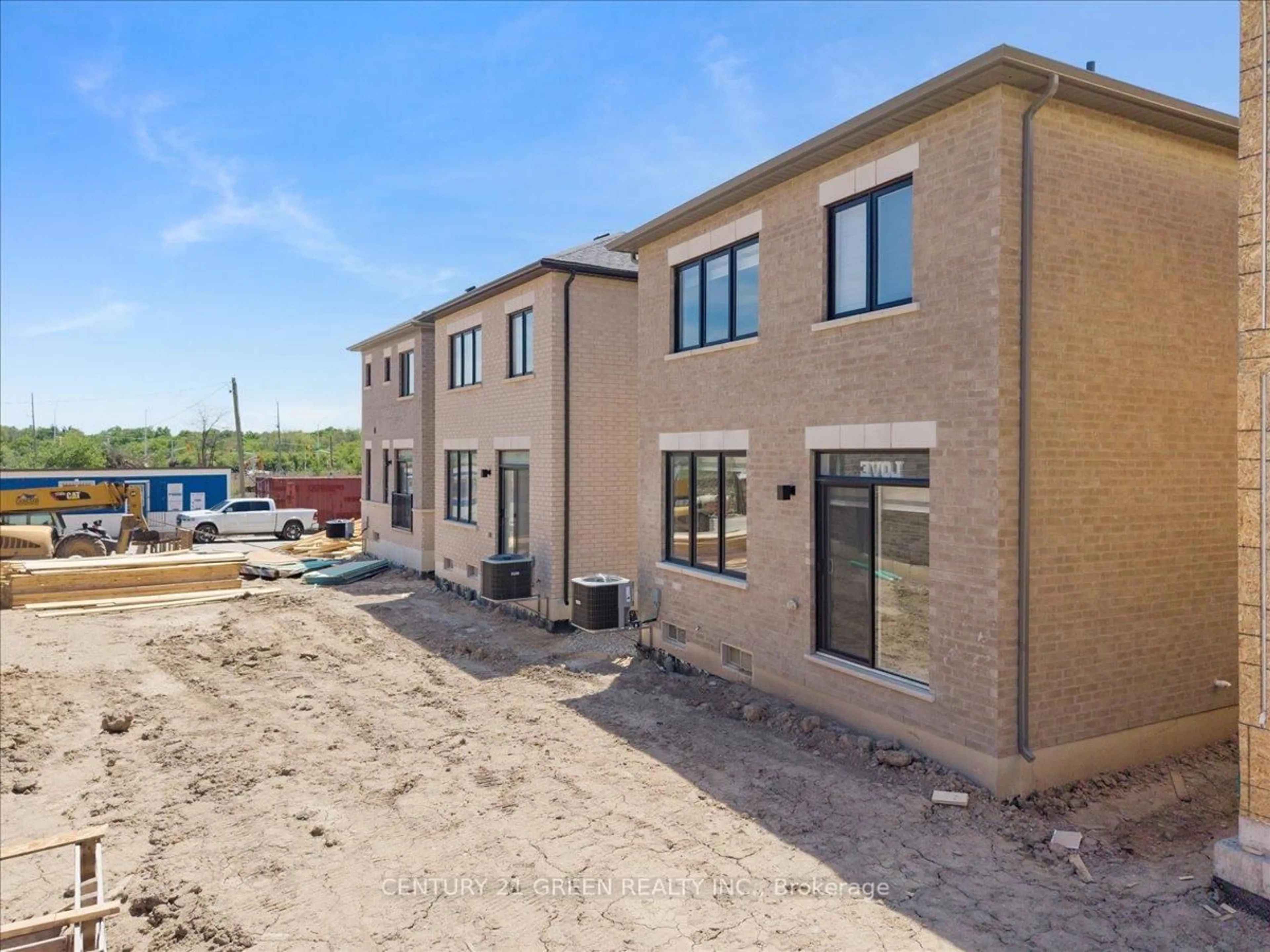 Home with brick exterior material, unknown for 384 Kennedy Circ, Milton Ontario L9T 7E7