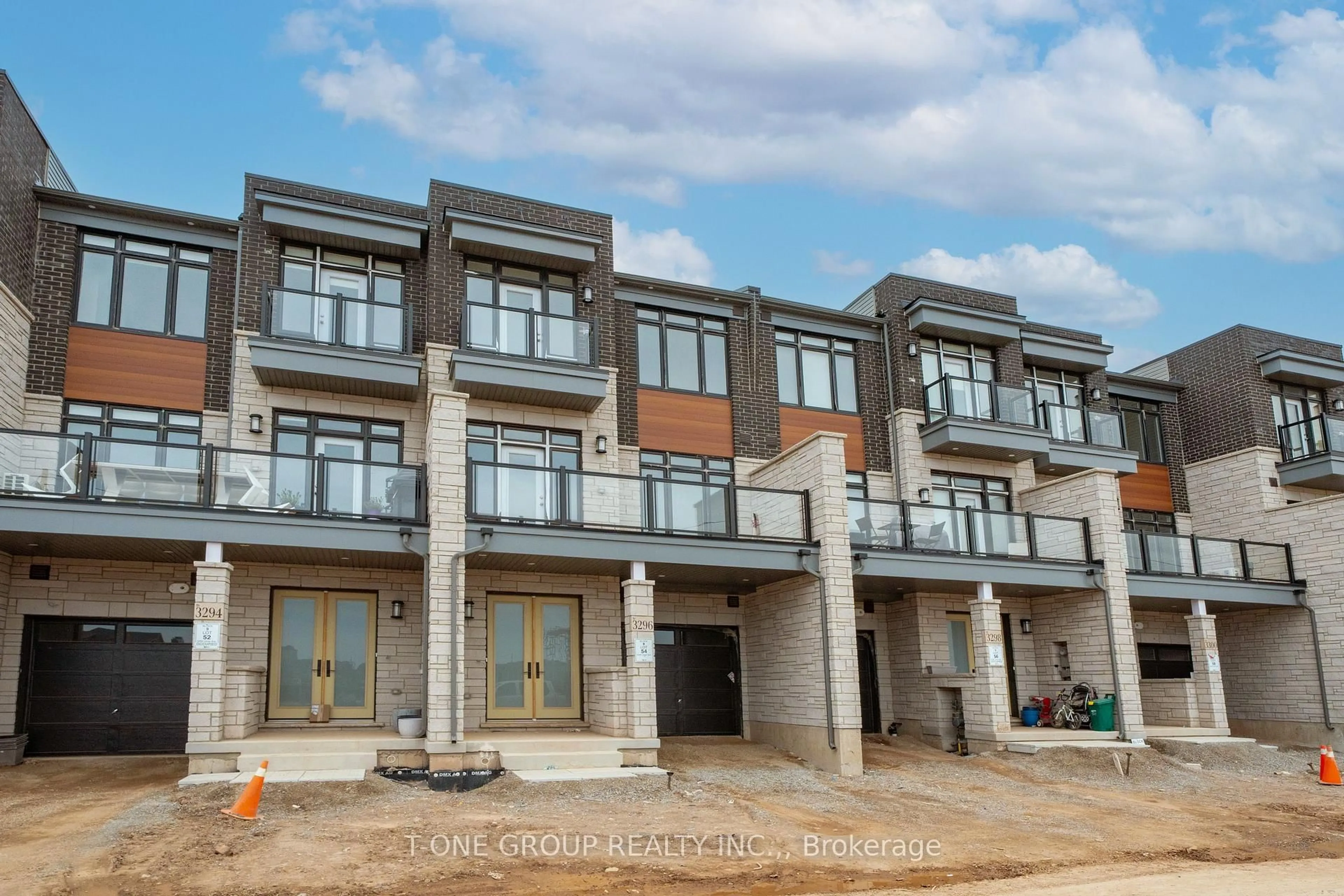Home with brick exterior material, building for 3296-Lot 54 Umar Ave, Oakville Ontario L6M 4K1