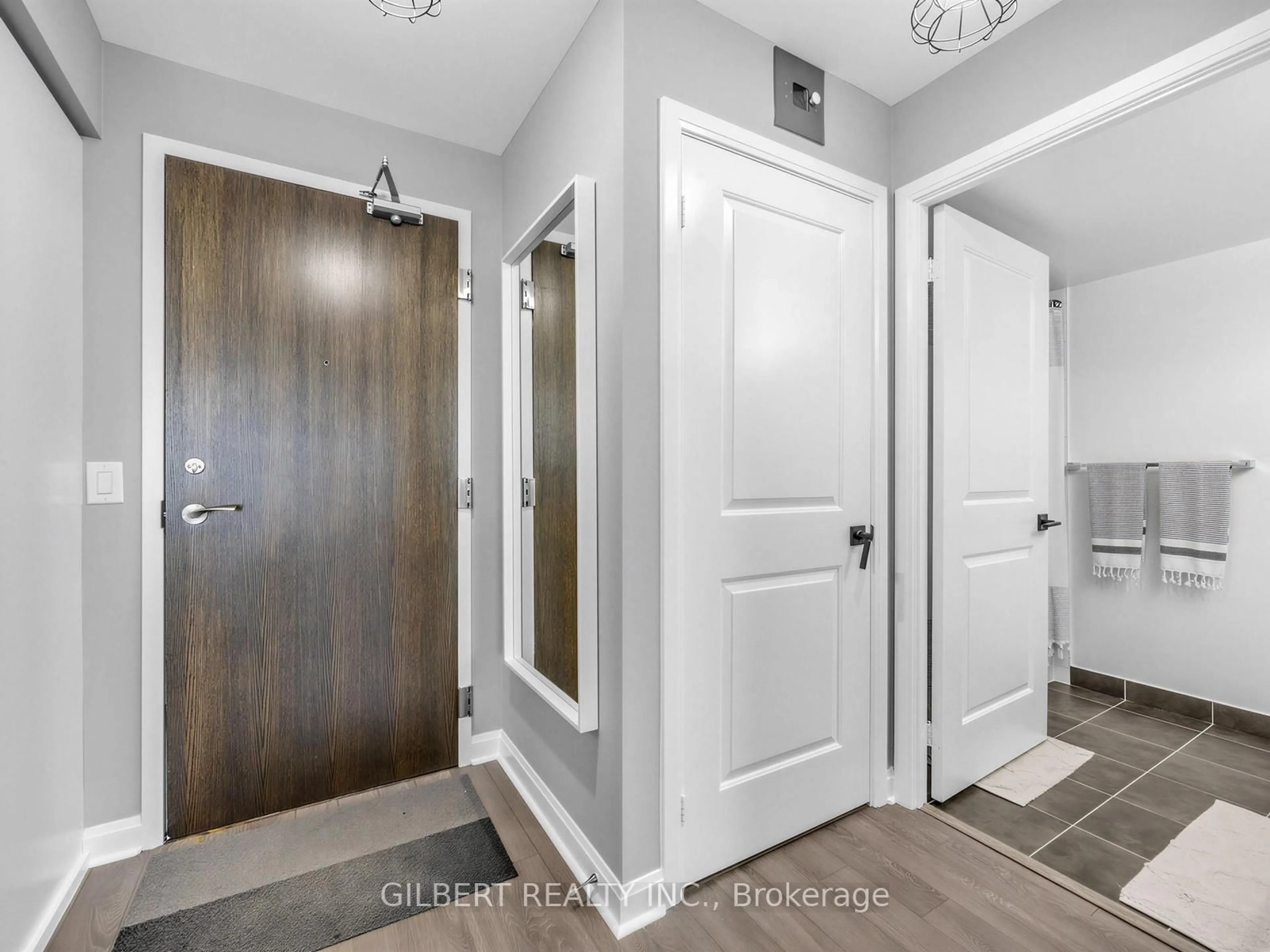 Indoor entryway for 1 Michael Power Pl #905, Toronto Ontario M9A 0A1