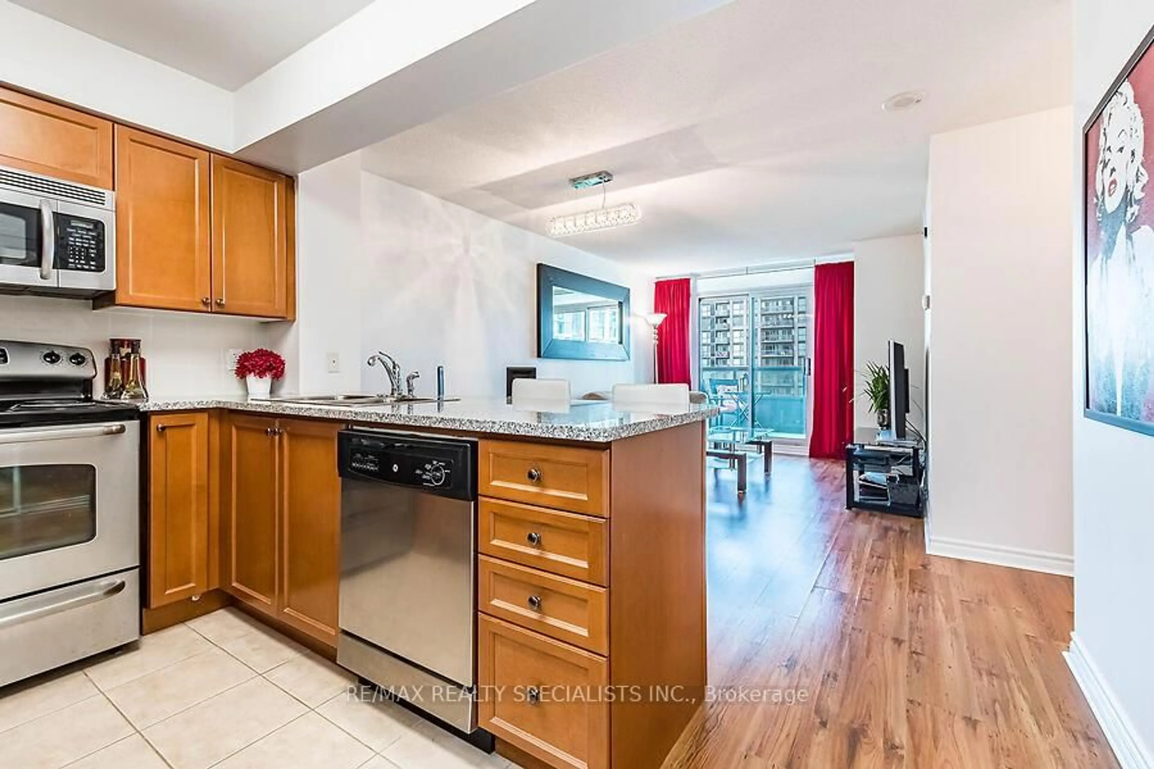 Open concept kitchen, ceramic/tile floor for 335 Rathburn Rd #1703, Mississauga Ontario L5B 0C8