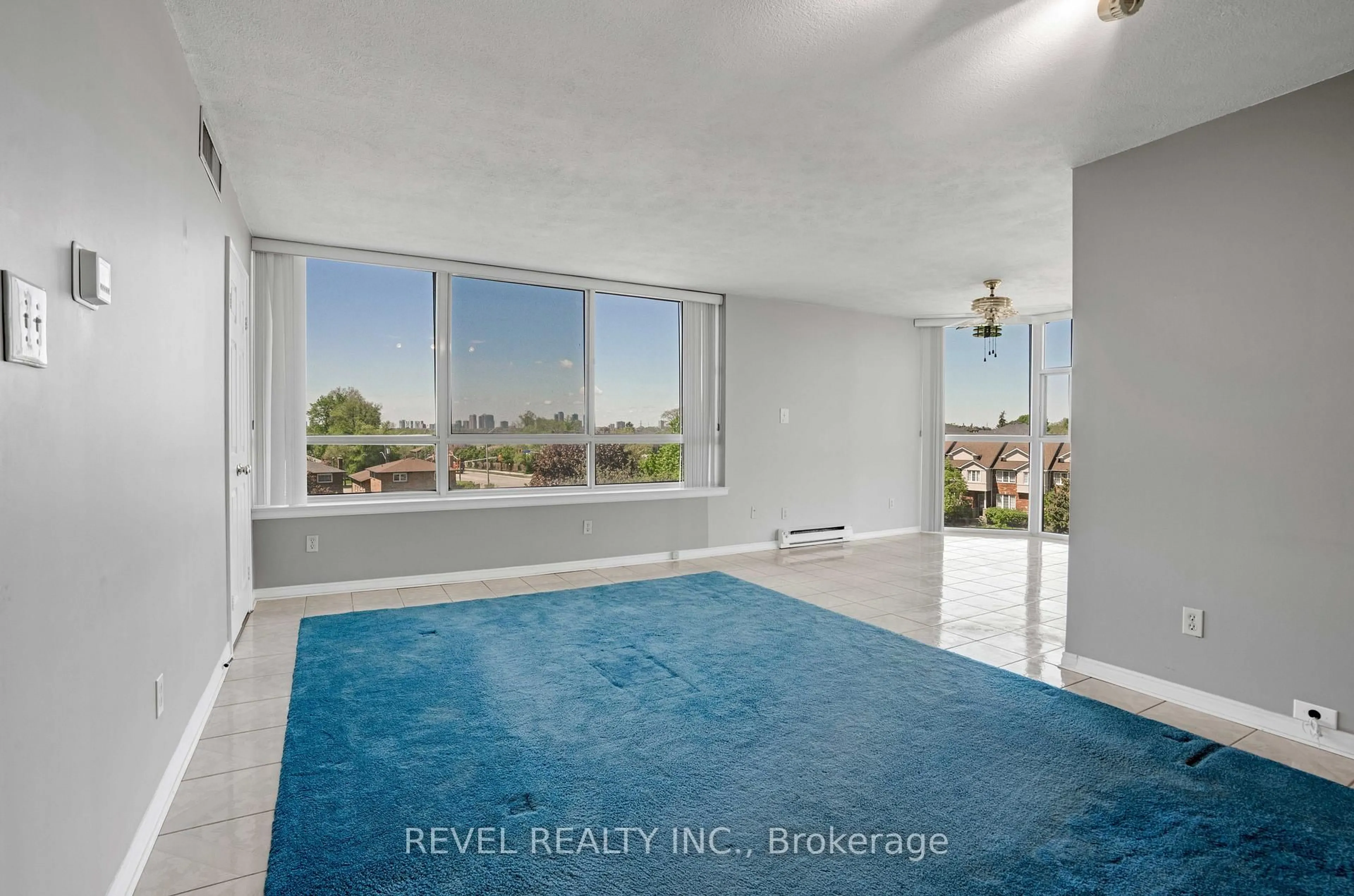 Unknown for 1360 Rathburn Rd #403, Mississauga Ontario L4W 4H4