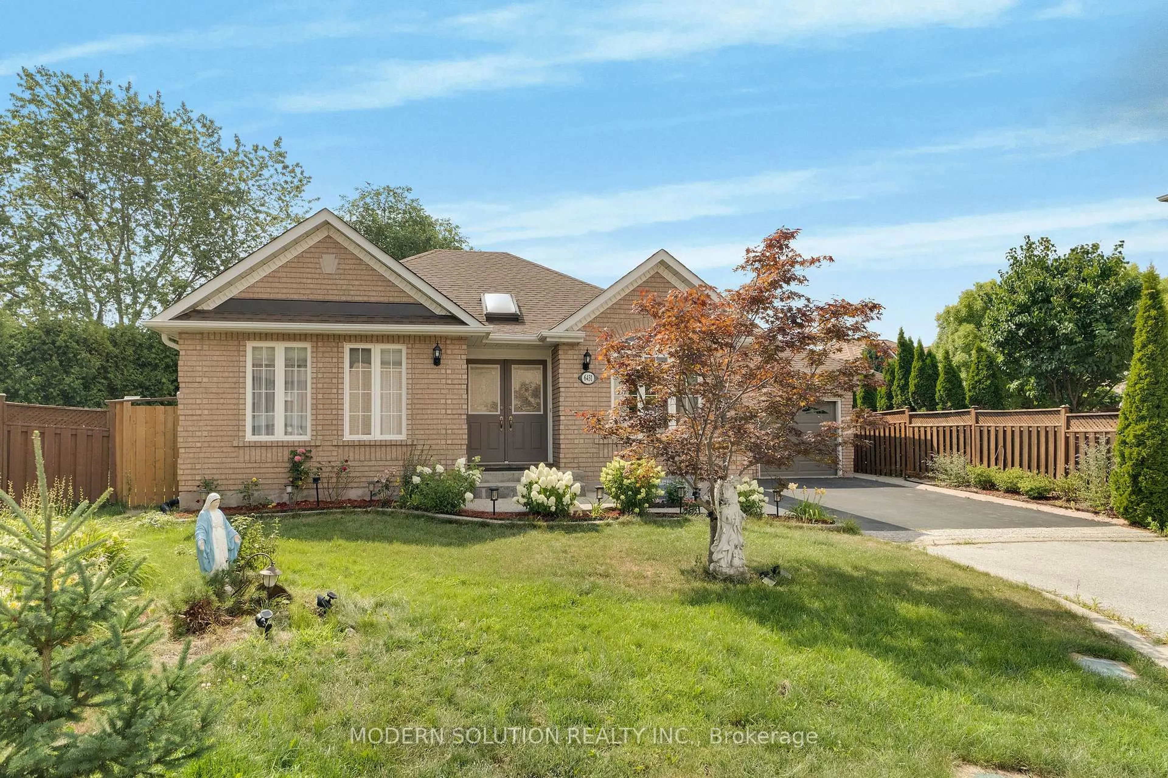 Home with brick exterior material, street for 6431 Tenth Line, Mississauga Ontario L5N 7J5