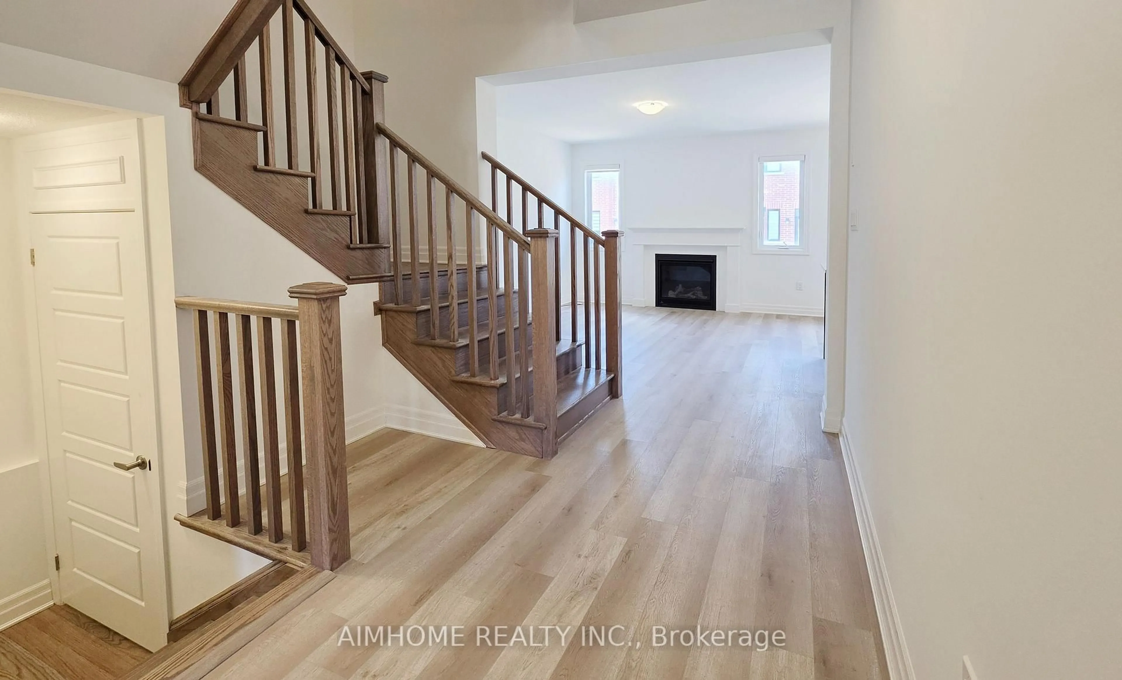 Unknown for 1195 Tanbark Ave, Oakville Ontario L6H 3X1