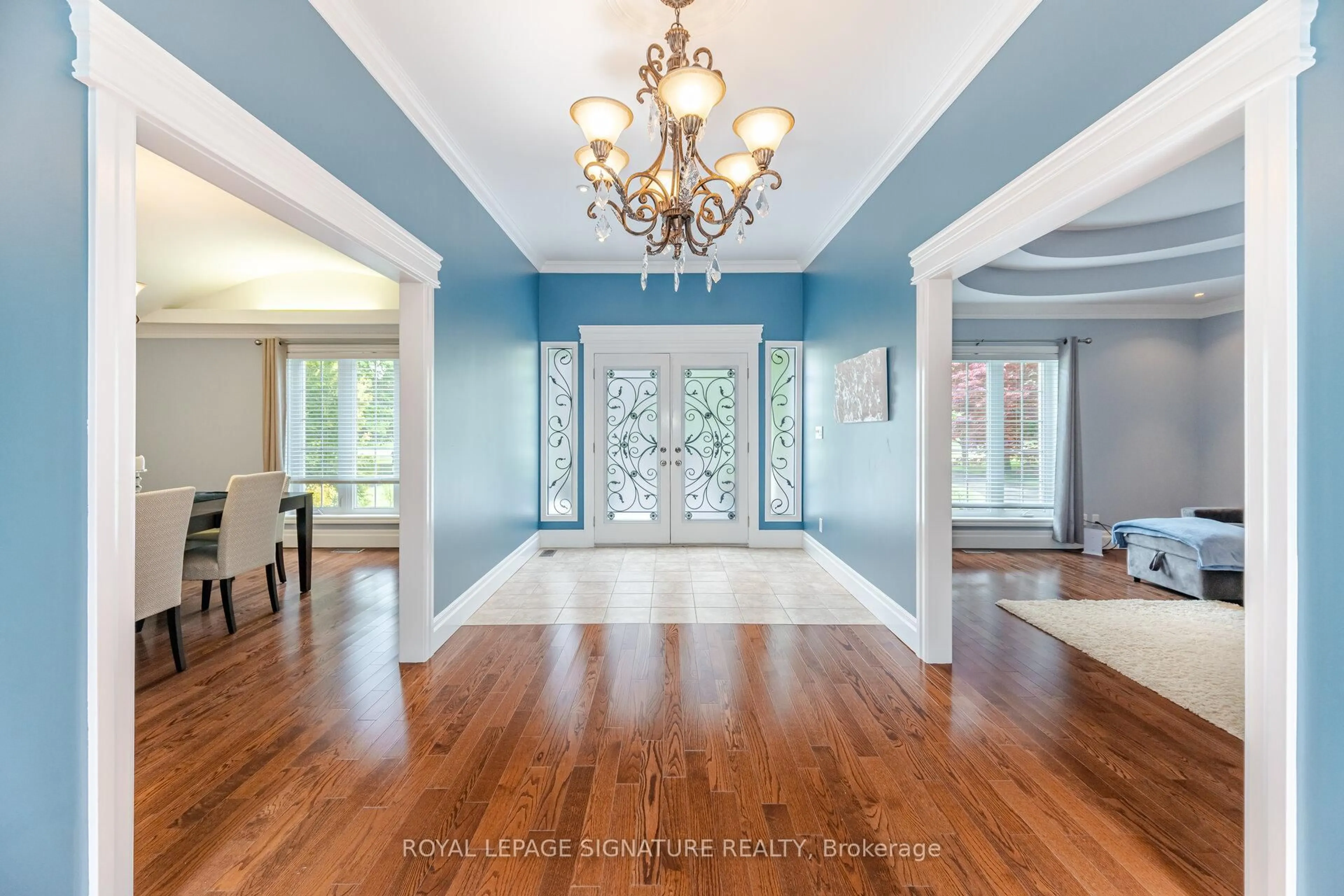 Indoor entryway for 15634 Mountainview Rd, Caledon Ontario L7C 2V2