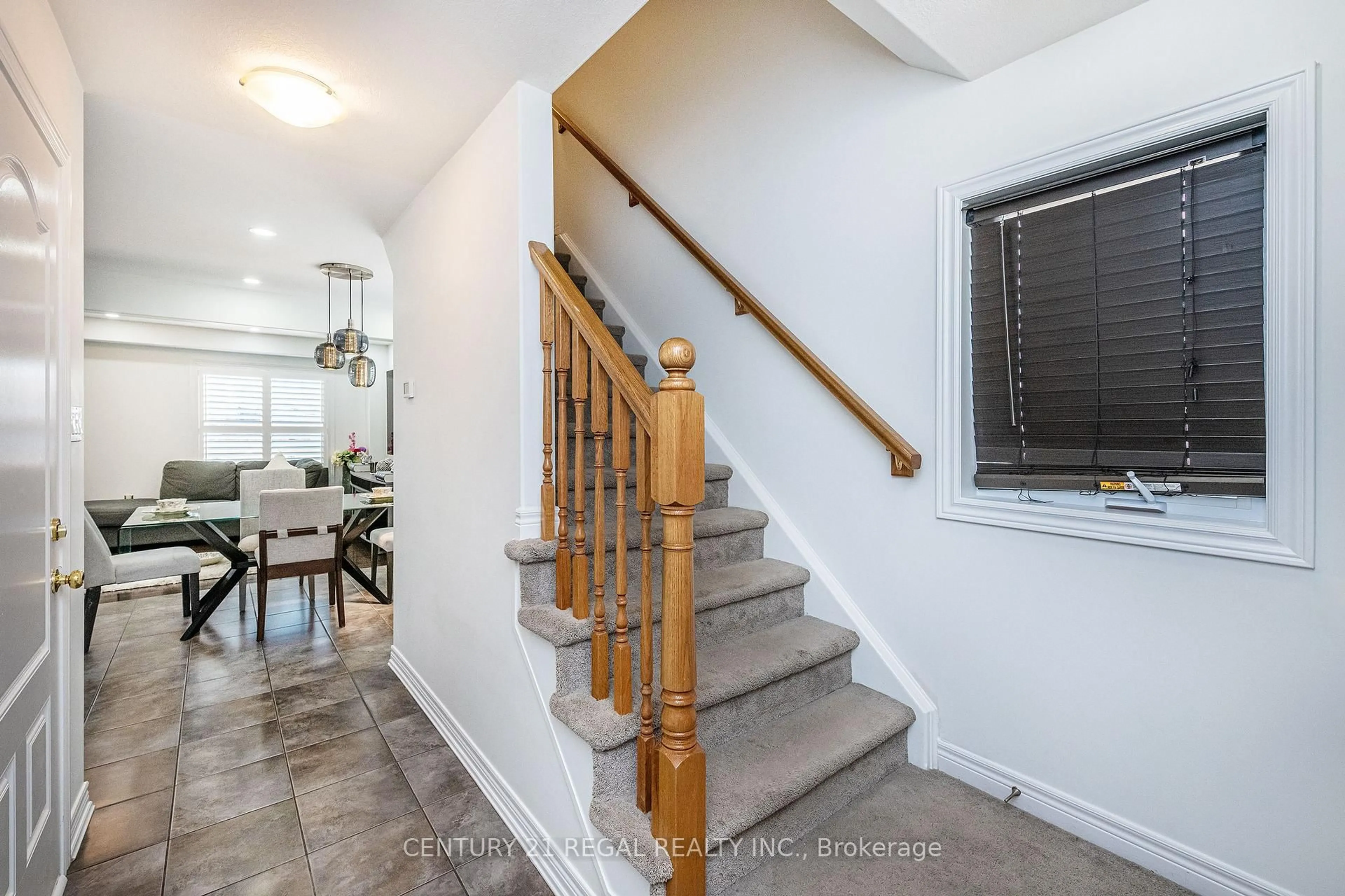 Unknown for 158 Parkinson Cres, Orangeville Ontario L6W 6X3