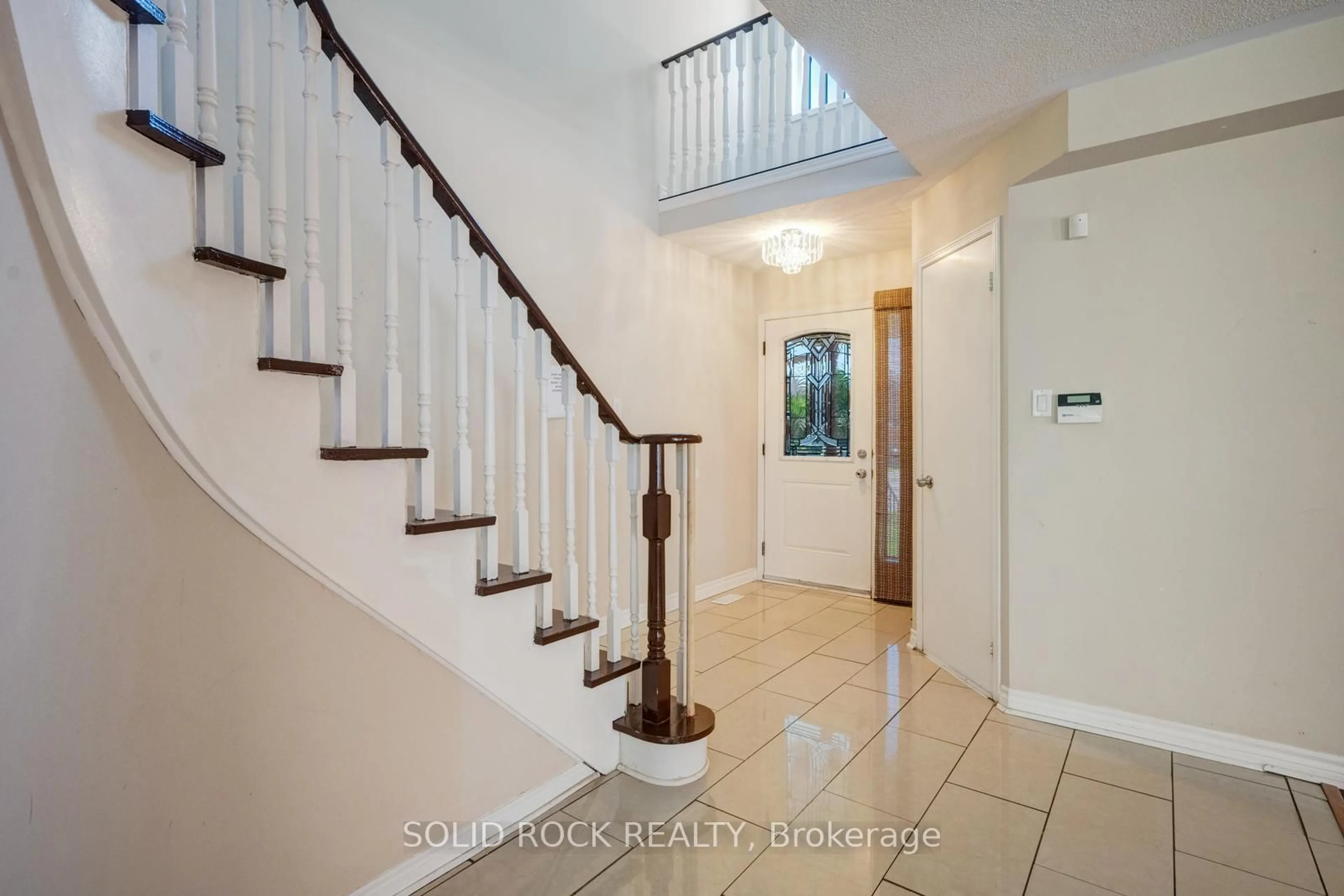 Unknown for 58 Ravenscliffe Crt, Brampton Ontario L6X 4N9