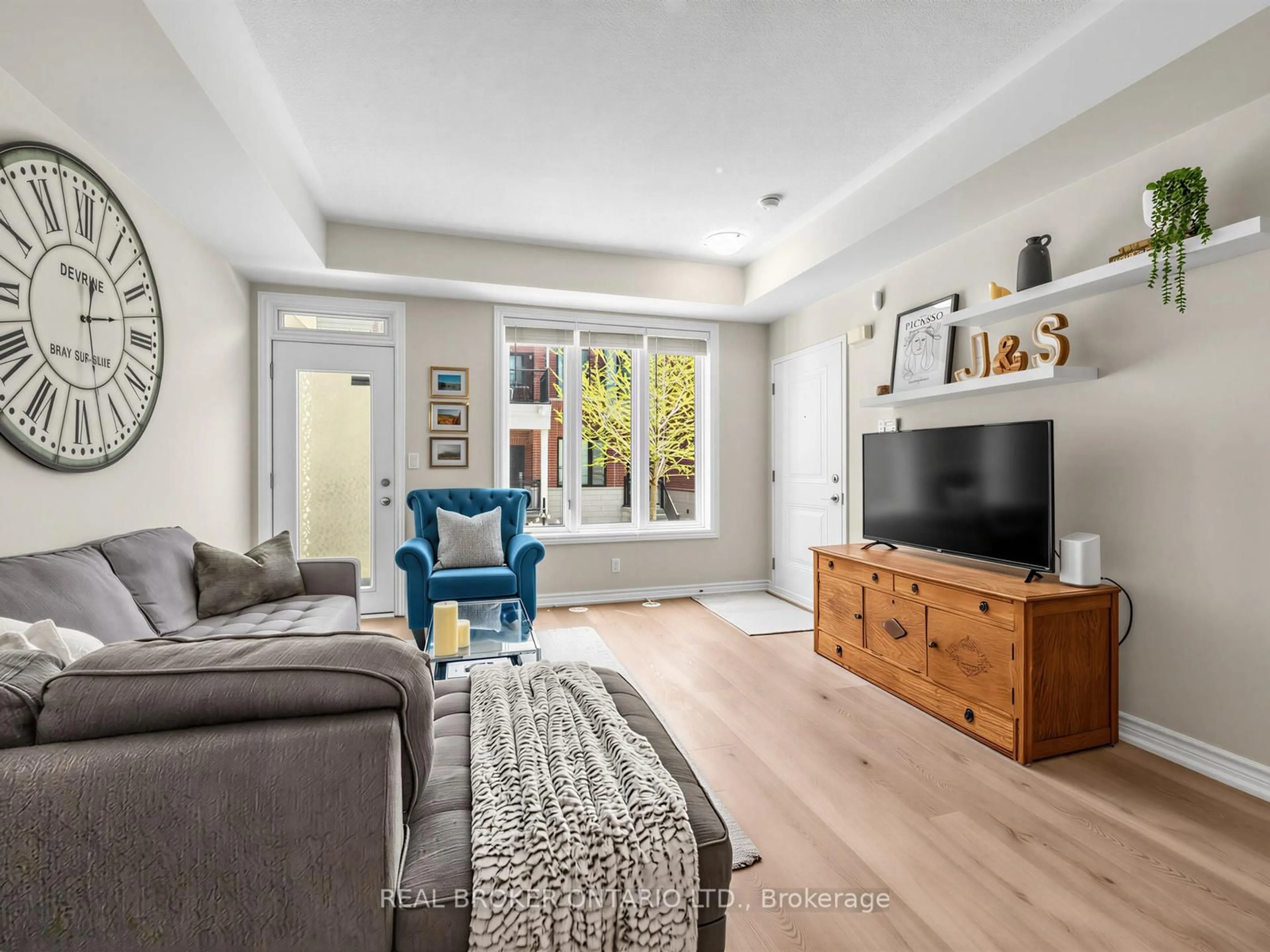 Living room with furniture, unknown for 30 Carnation Ave #88, Toronto Ontario M8V 0B8