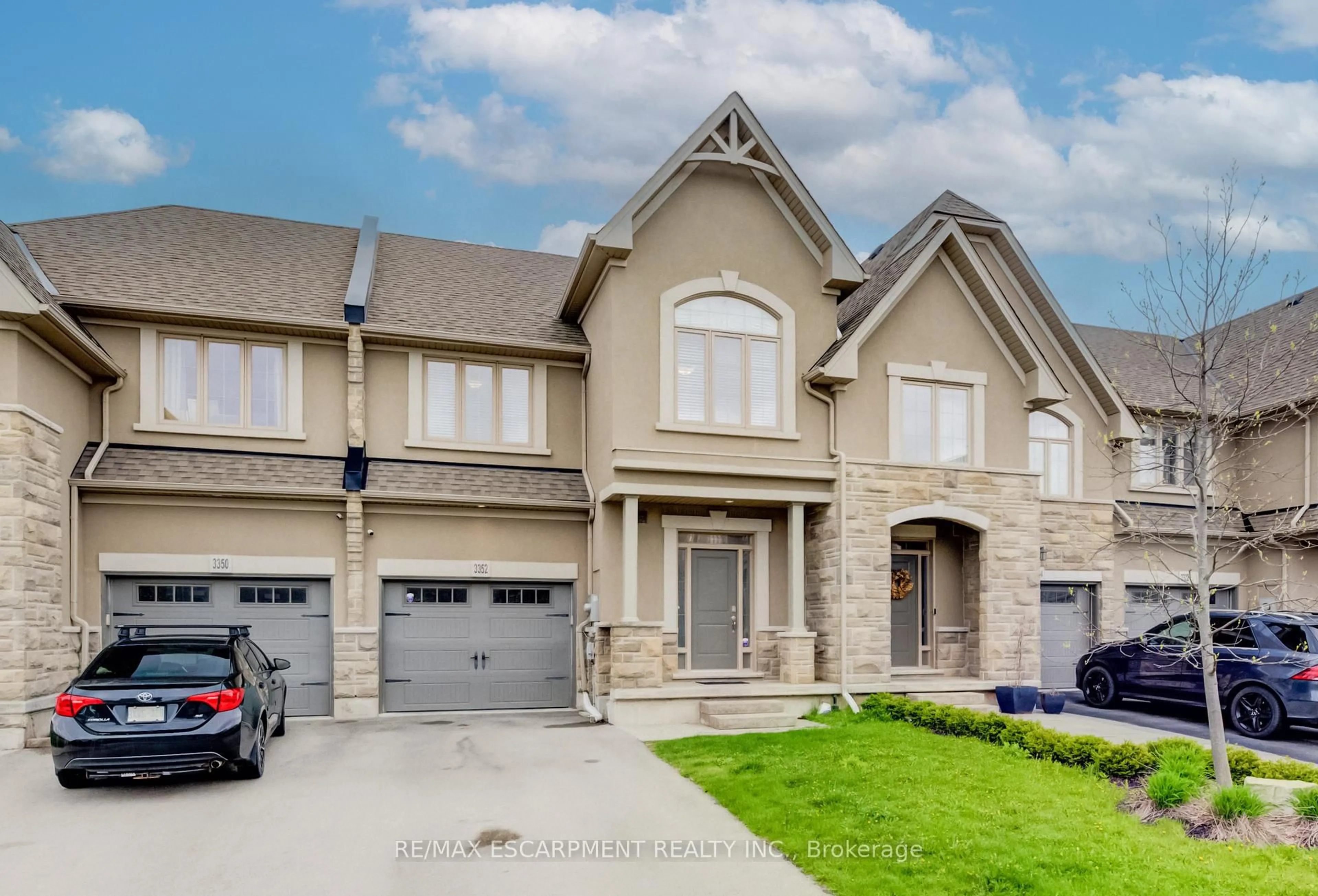 Home with brick exterior material, street for 3352 Stalybridge Dr, Oakville Ontario L6M 1N9